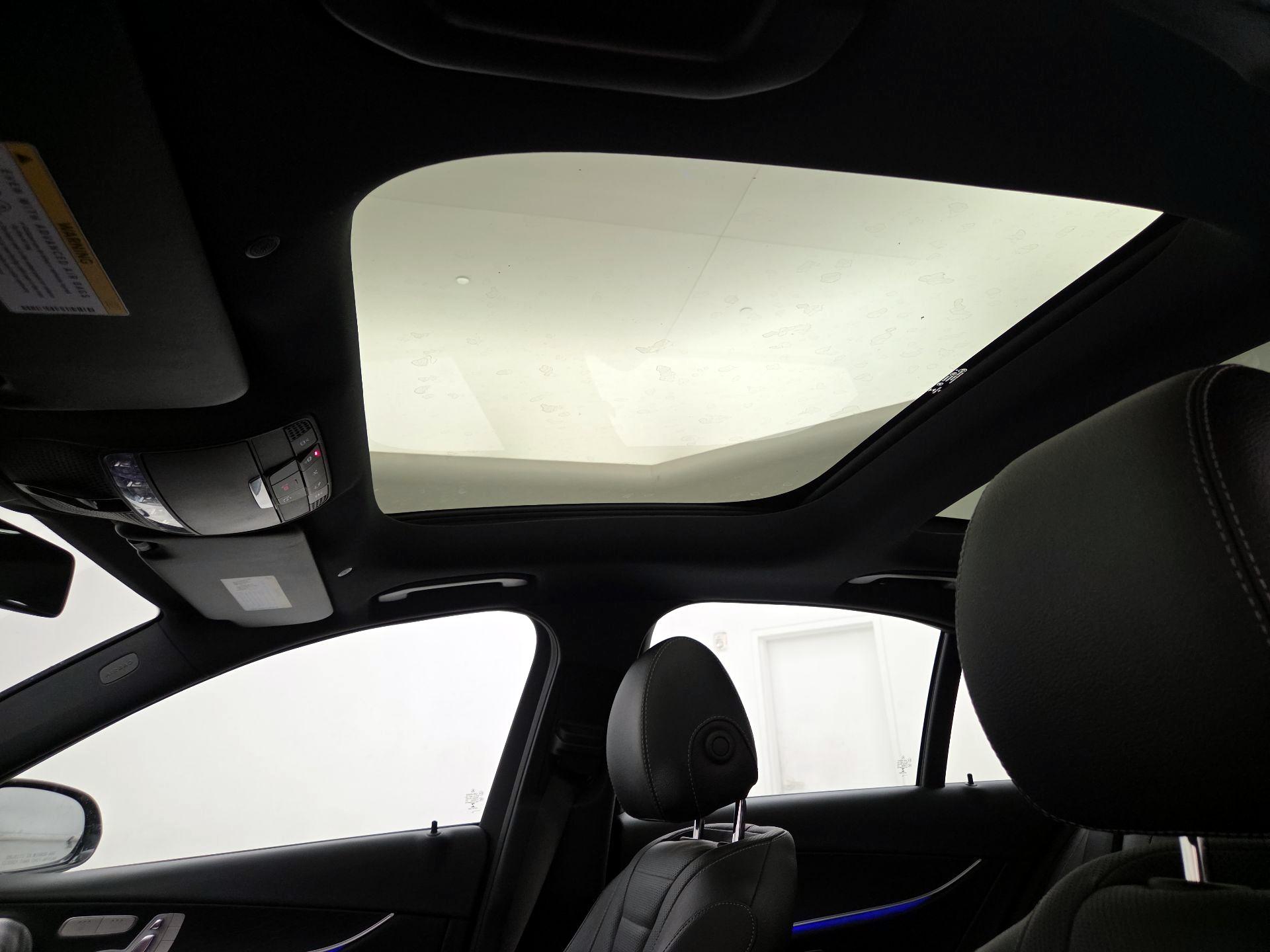 Thumbnail: 2020 Mercedes-Benz E-Class - 20