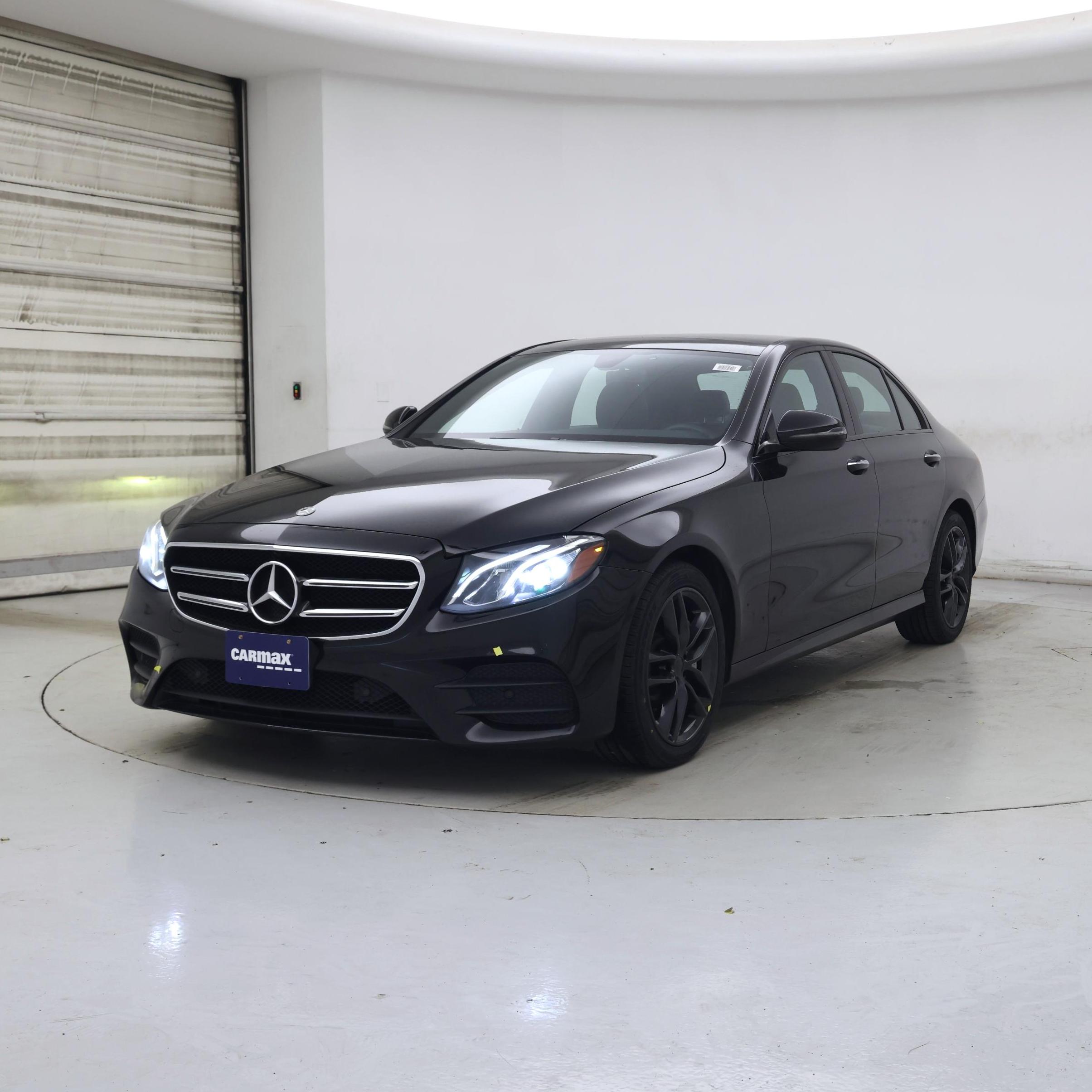 Thumbnail: 2020 Mercedes-Benz E-Class - 4