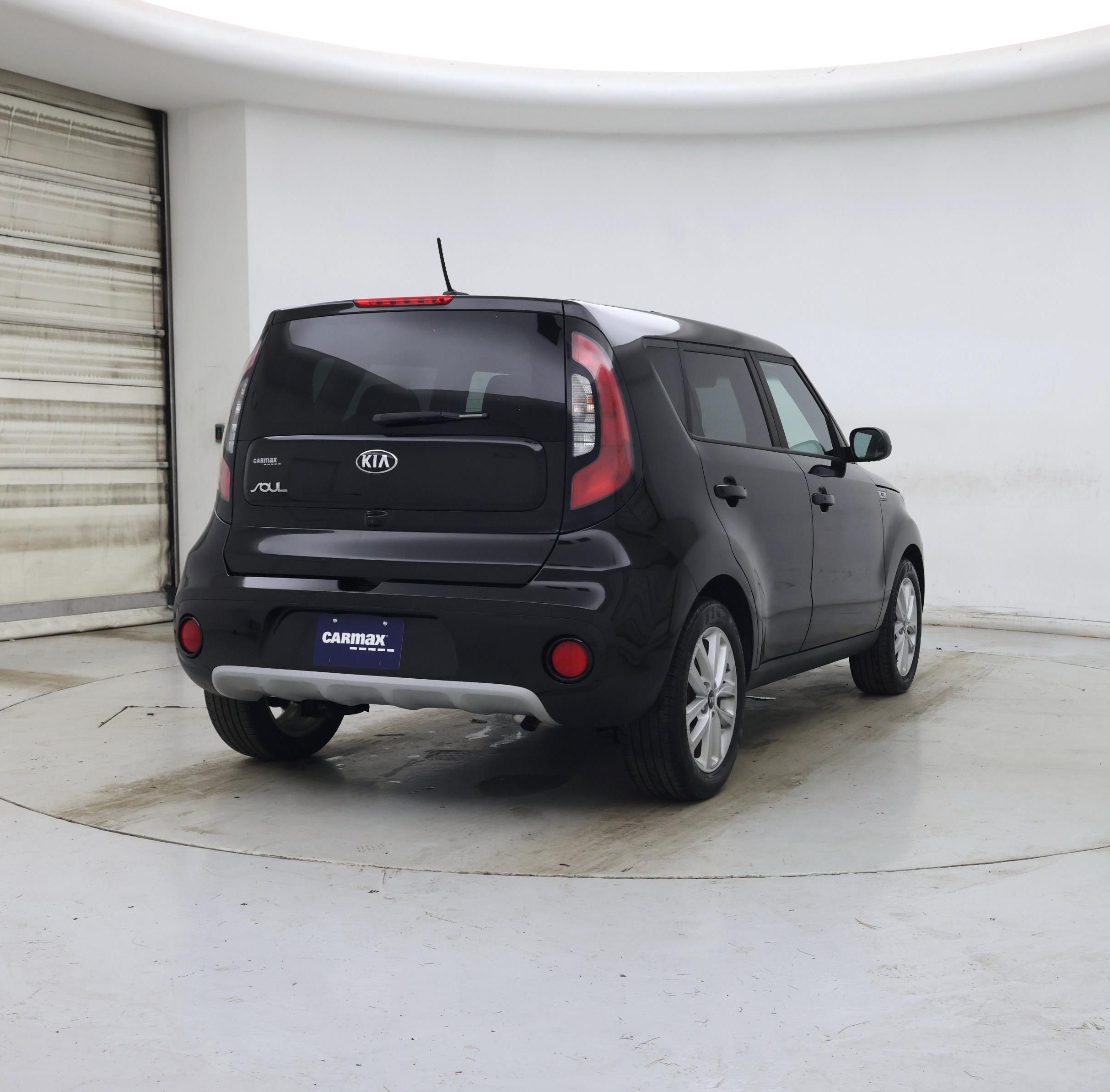 Thumbnail: 2019 Kia Soul - 8