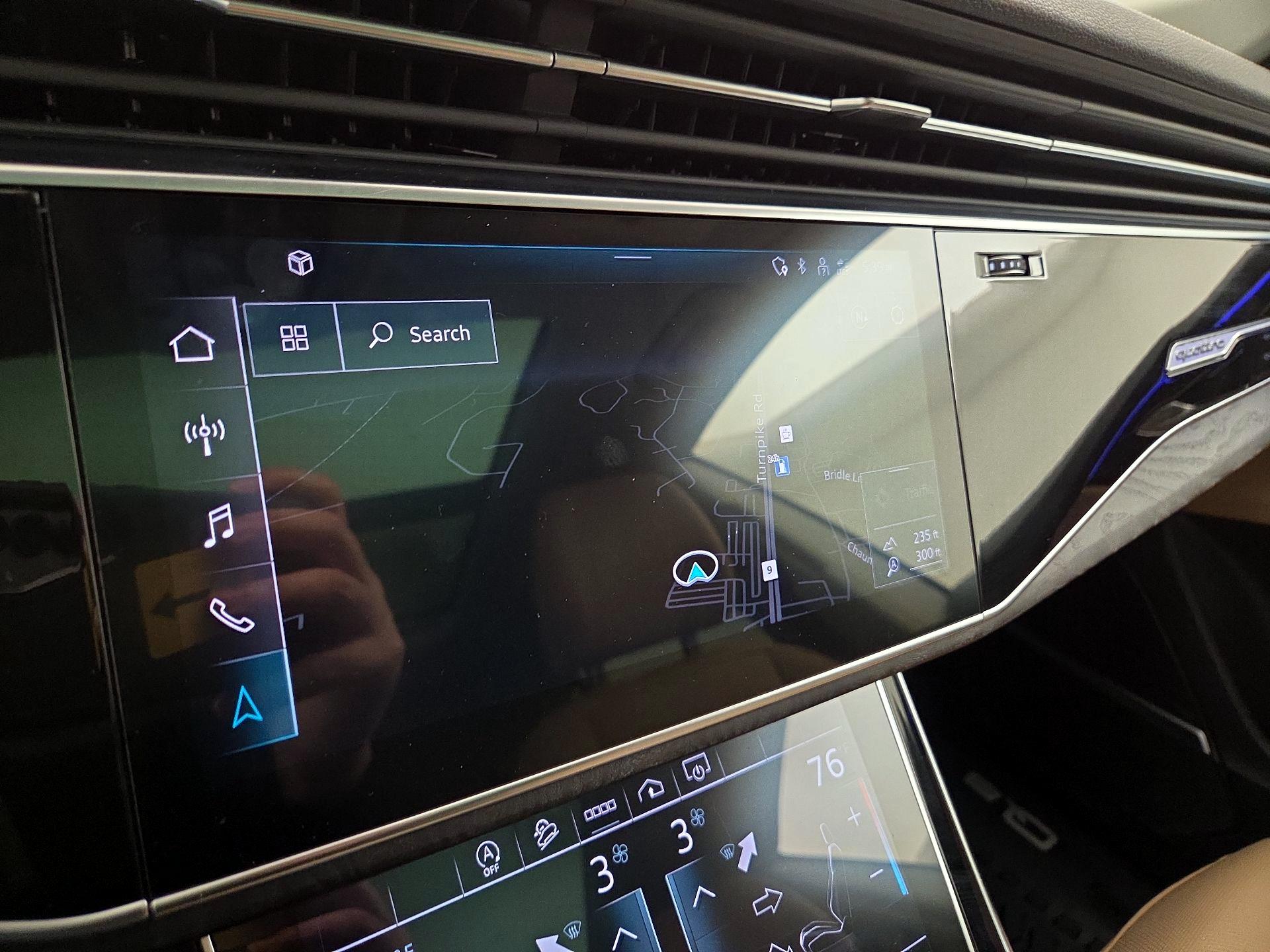 Thumbnail: 2023 Audi Q8 - 14