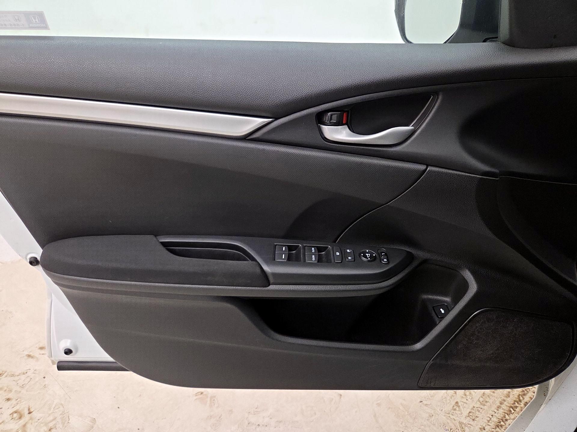 Thumbnail: 2020 Honda Civic - 12