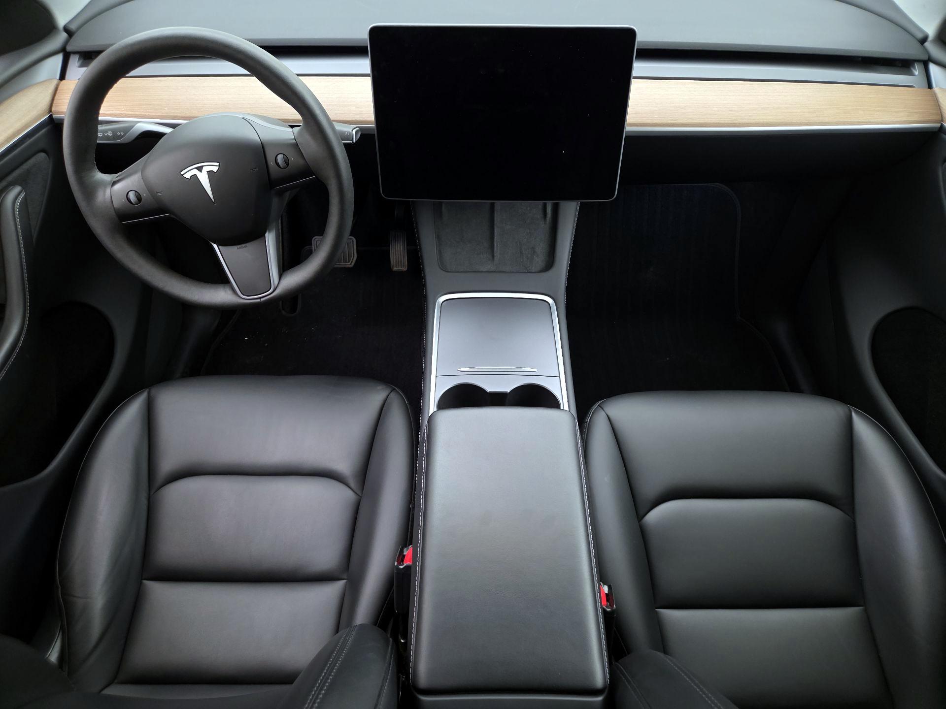 Thumbnail: 2024 Tesla Model Y - 9