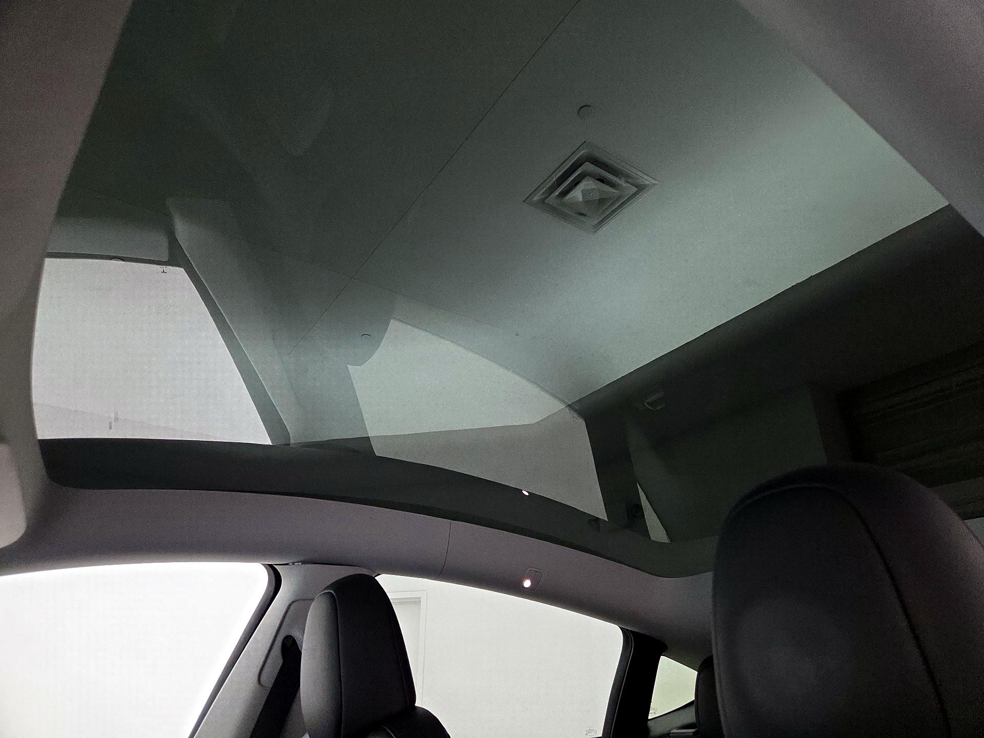 Thumbnail: 2024 Tesla Model Y - 18