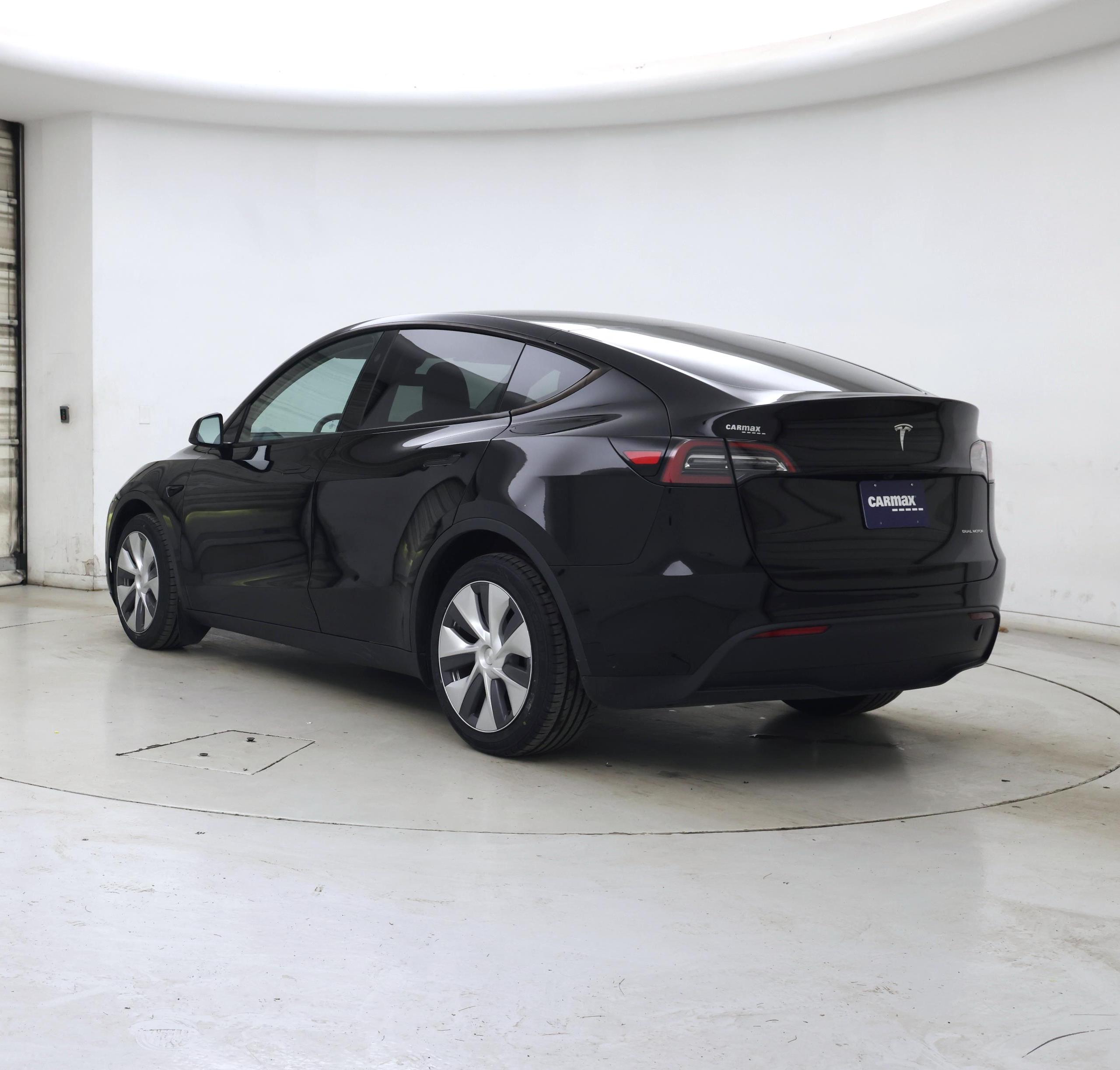 Thumbnail: 2024 Tesla Model Y - 2