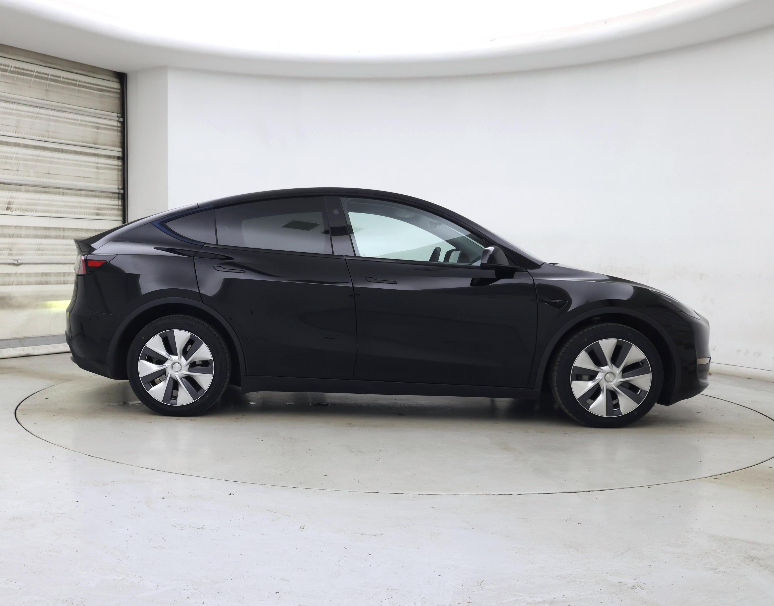 Thumbnail: 2024 Tesla Model Y - 7