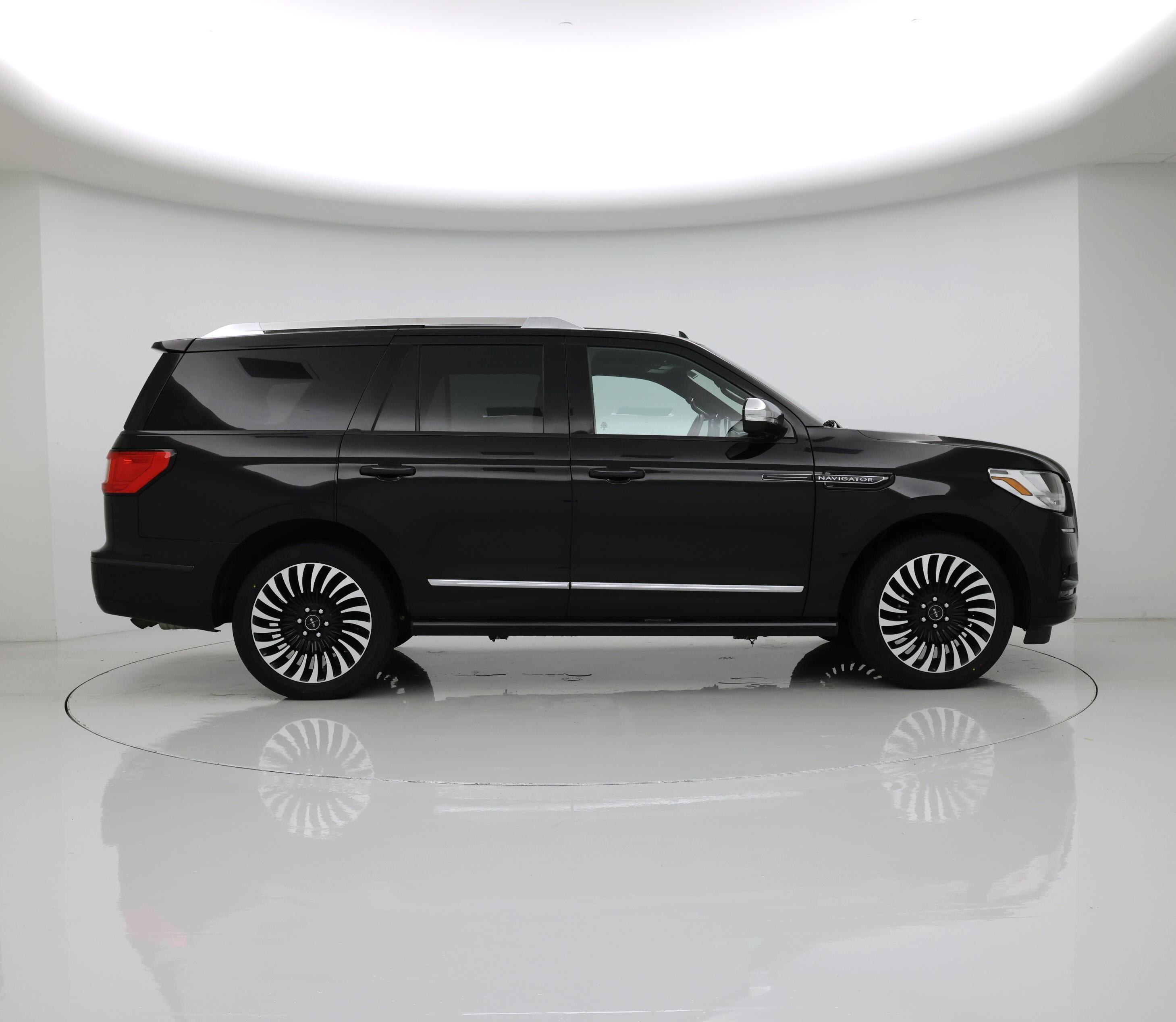 Thumbnail: 2018 Lincoln Navigator - 7