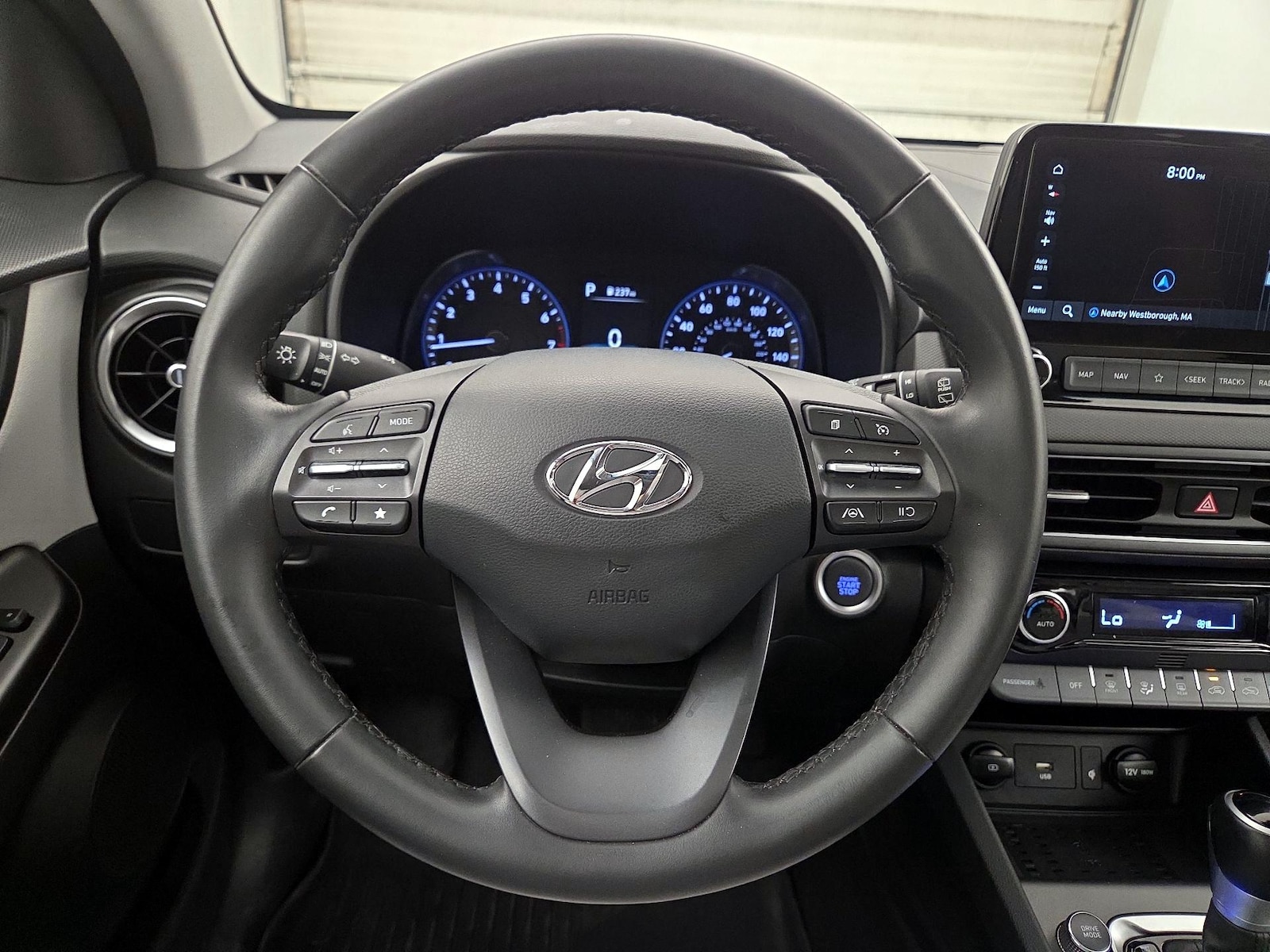 2023 Hyundai Kona SEL - Photo 11