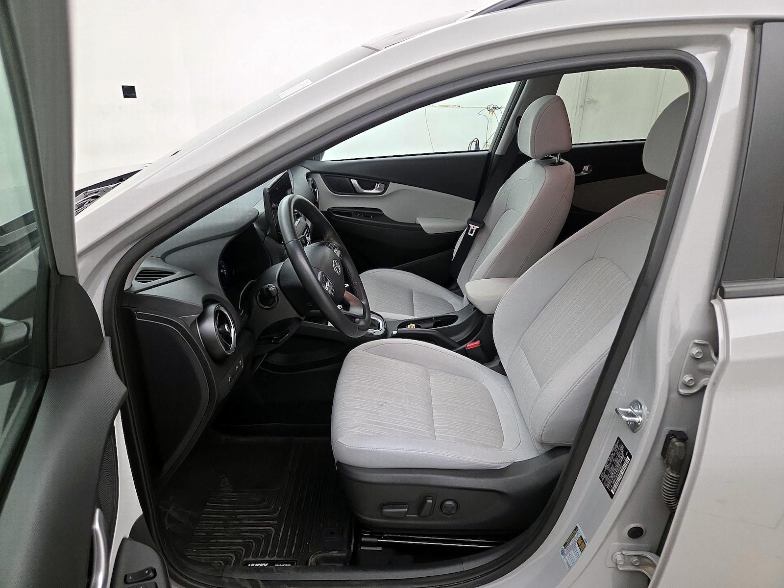 2023 Hyundai Kona SEL - Photo 12