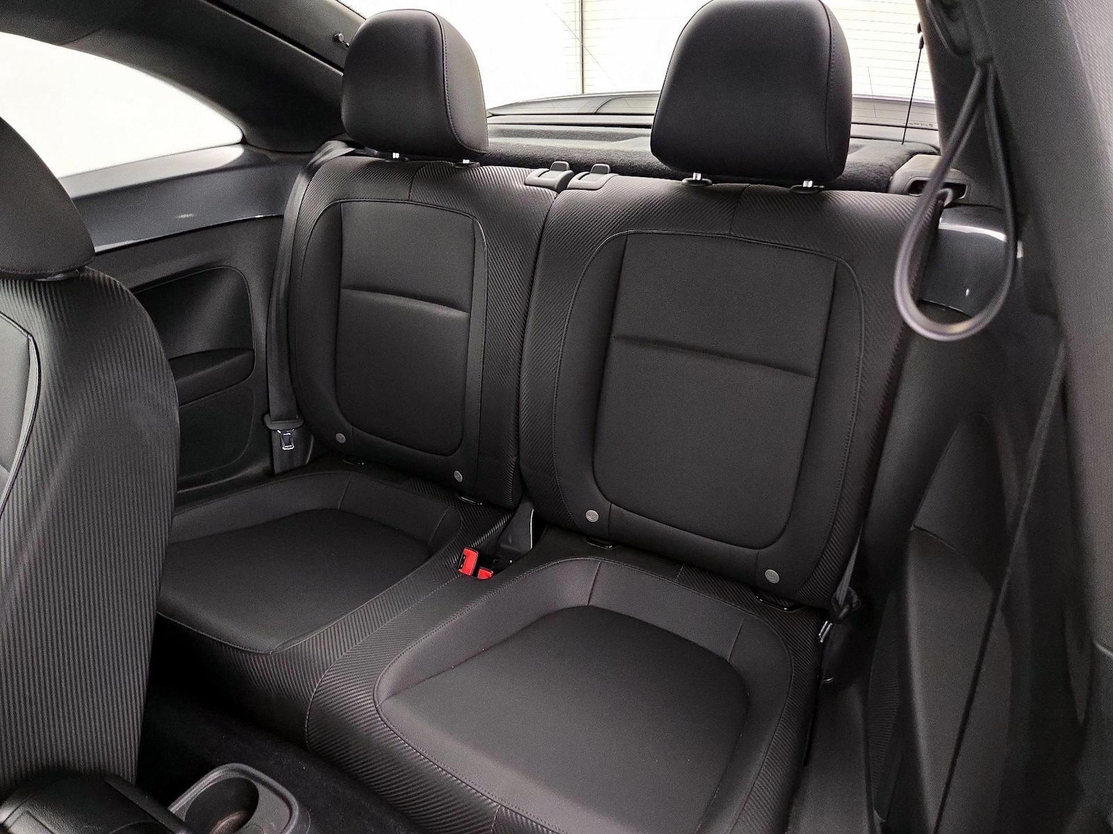 2016 Volkswagen Beetle SE - Photo 21