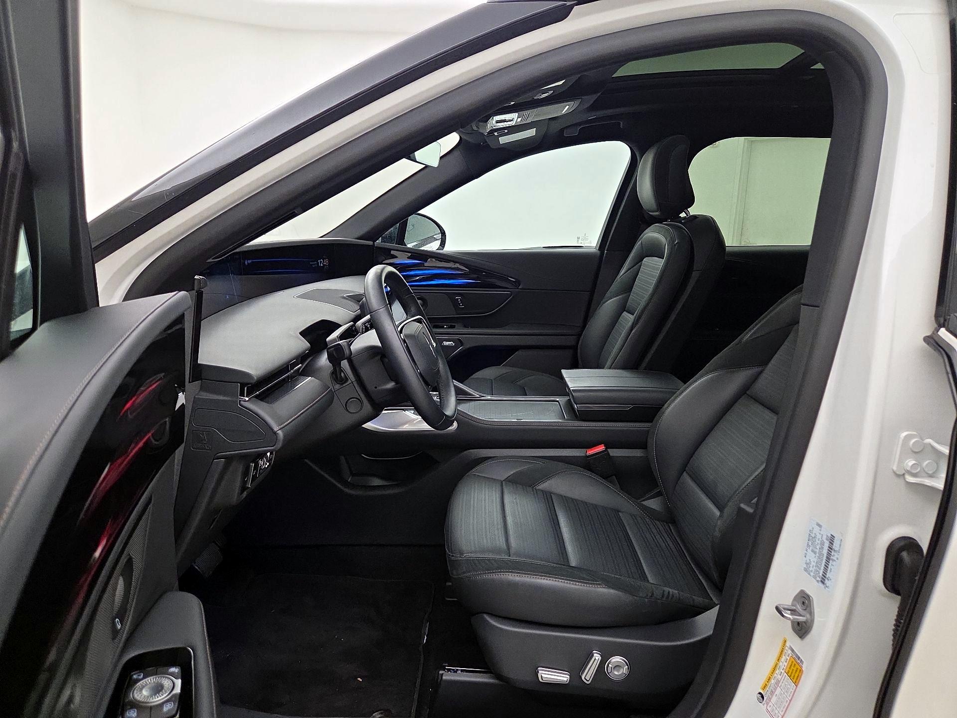 Thumbnail: 2025 Lincoln Nautilus - 11