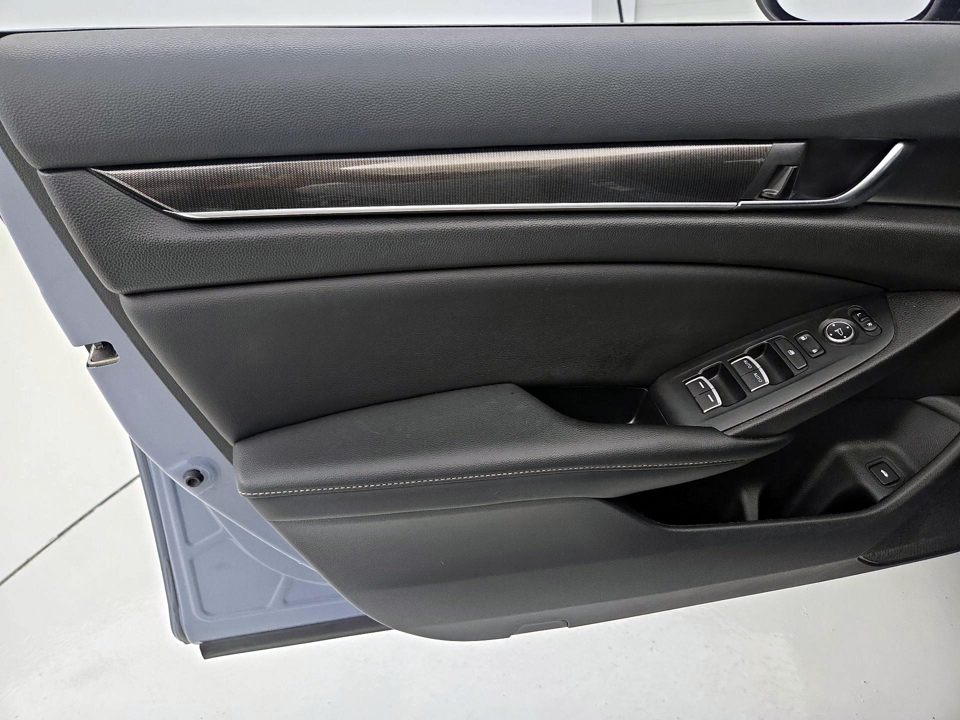 Thumbnail: 2022 Honda Accord - 12