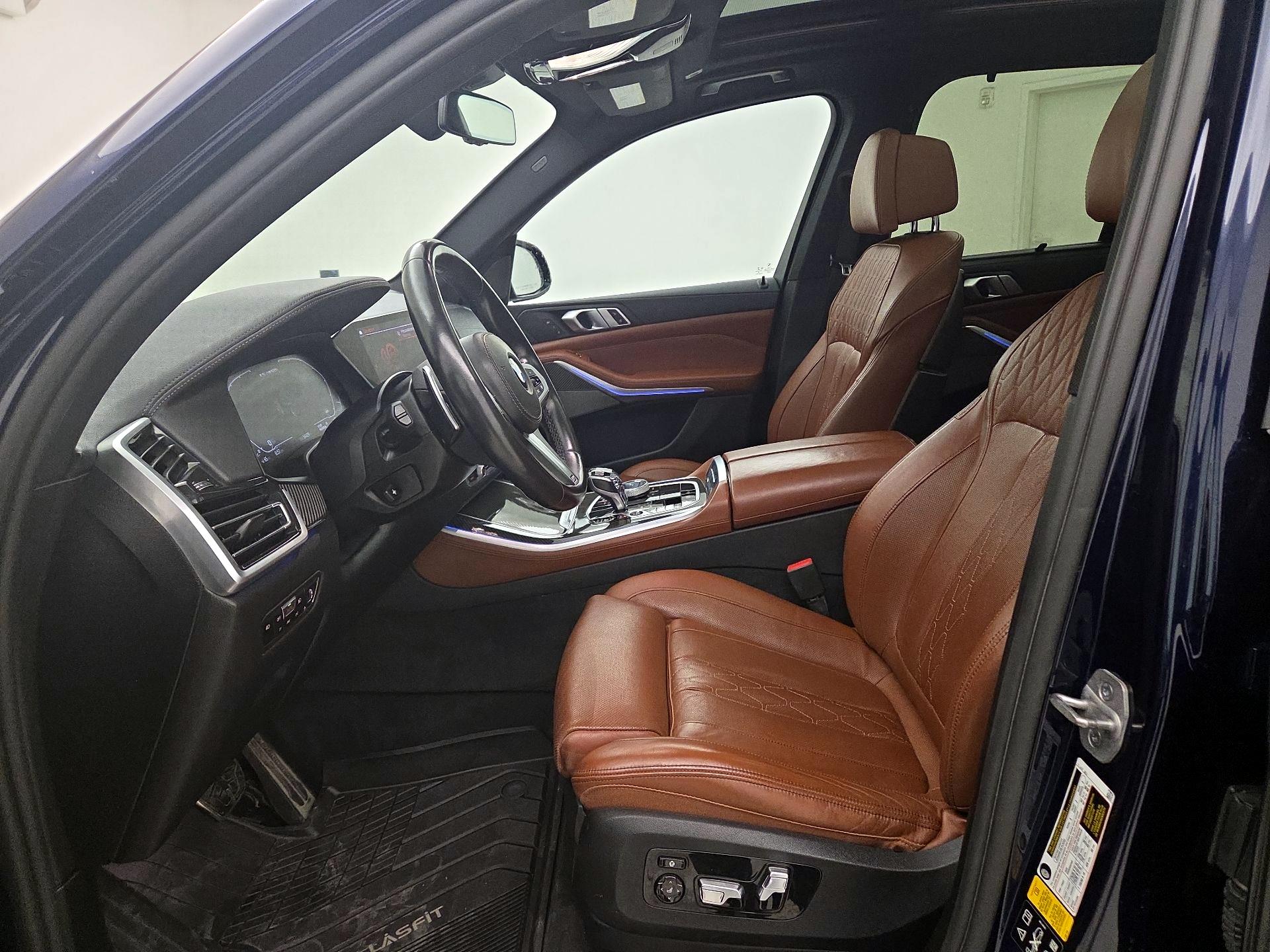 Thumbnail: 2021 BMW X5 - 11