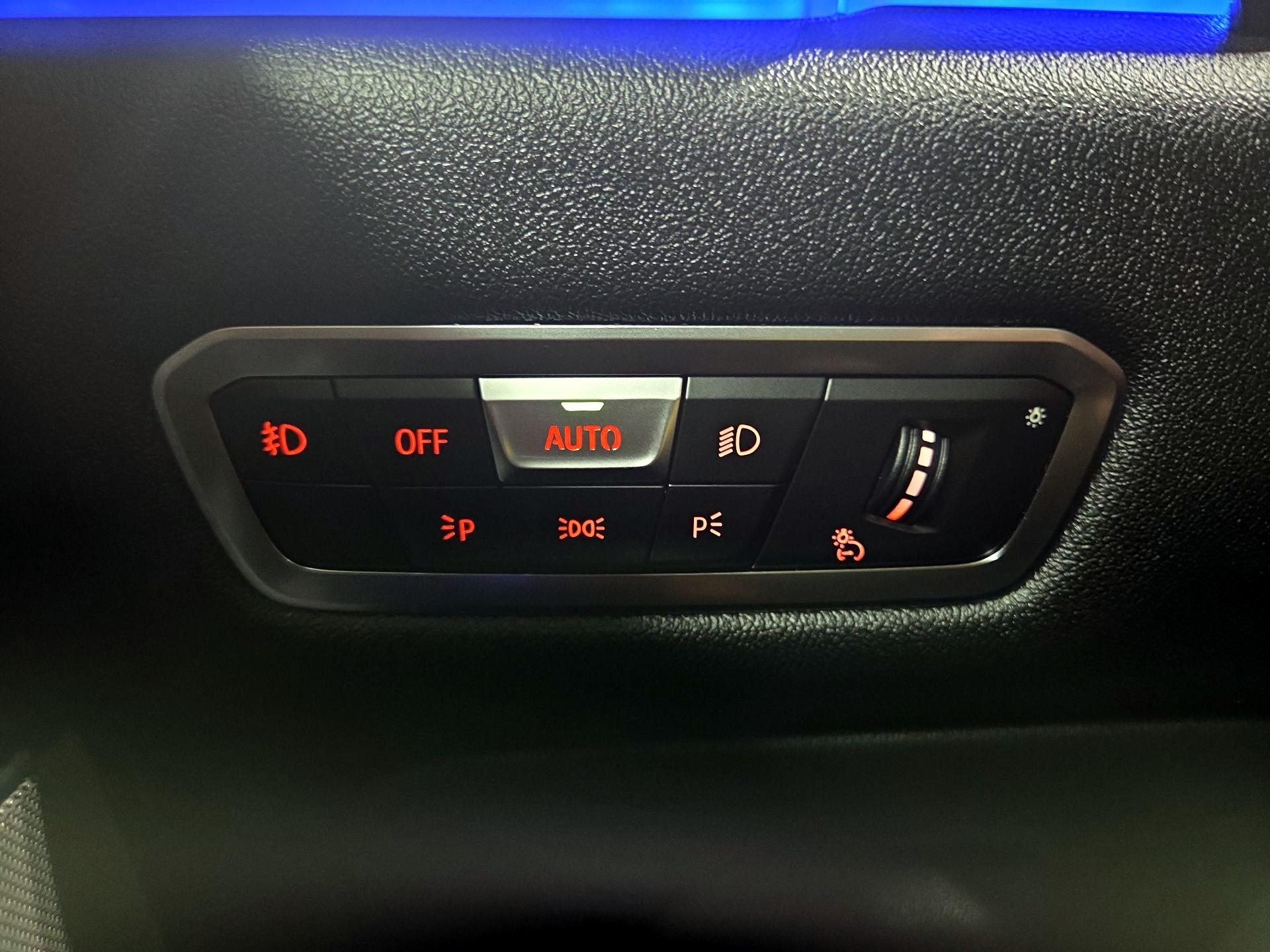 Thumbnail: 2021 BMW X5 - 13