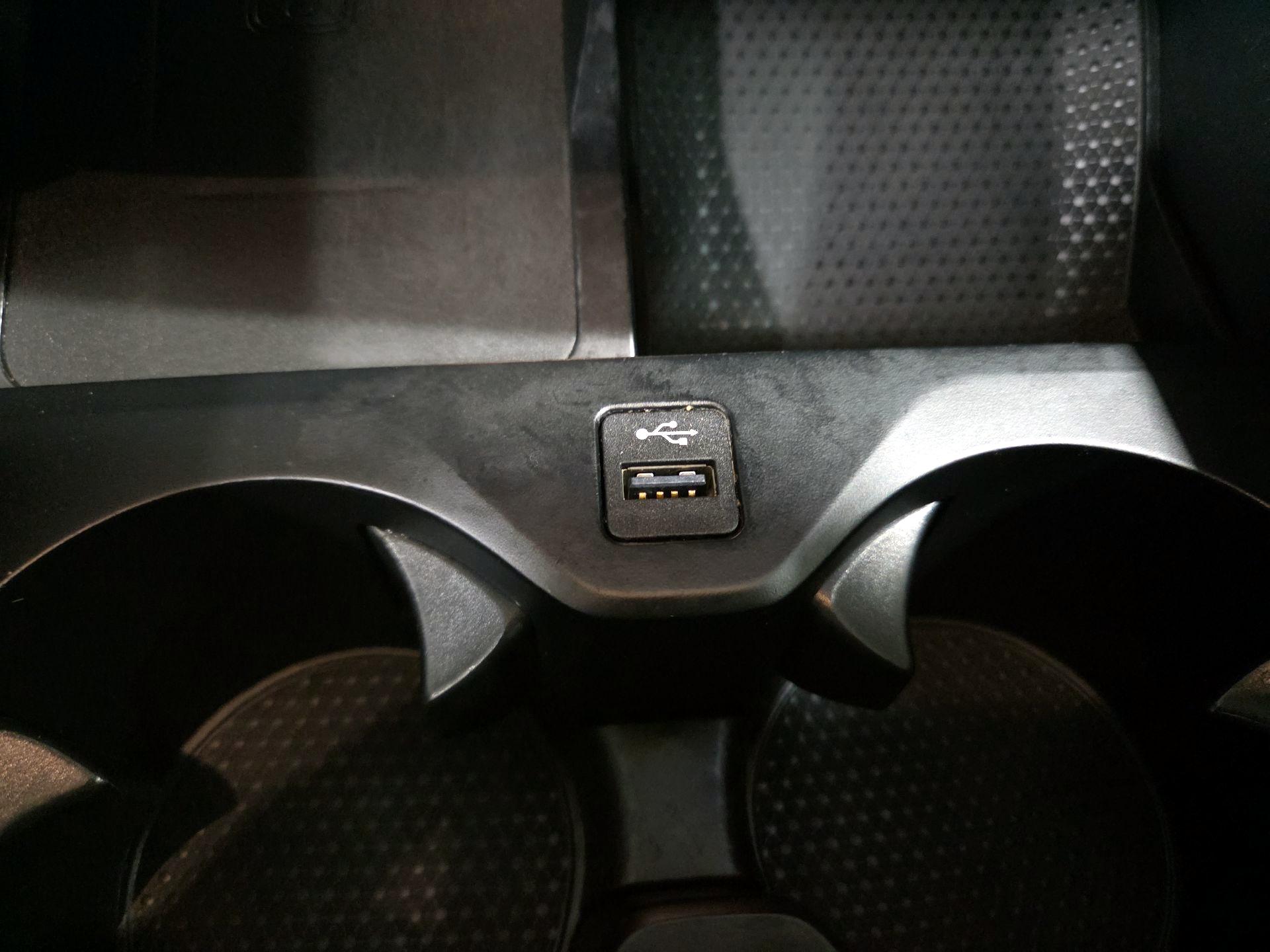 Thumbnail: 2021 BMW X5 - 19