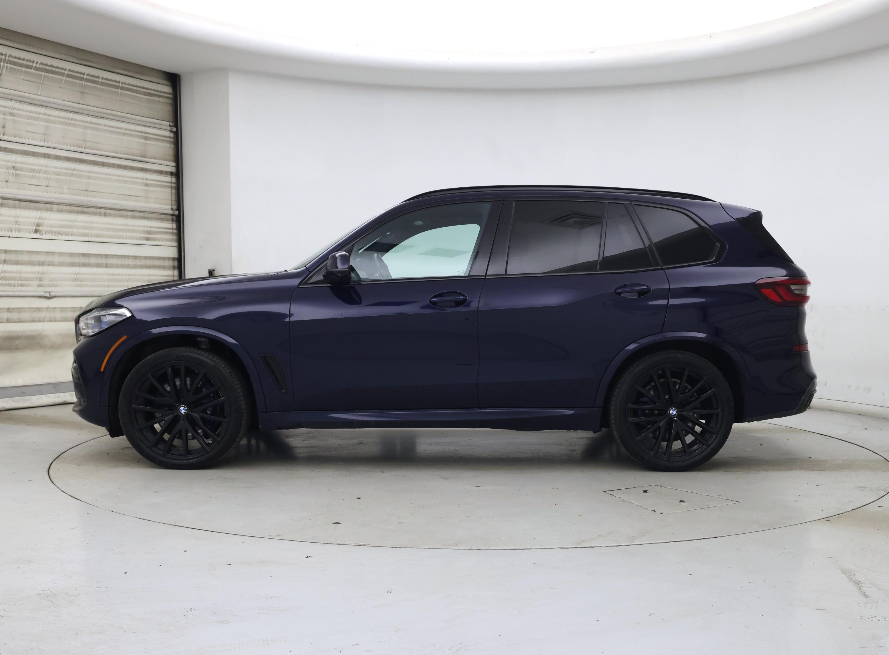 Thumbnail: 2021 BMW X5 - 3