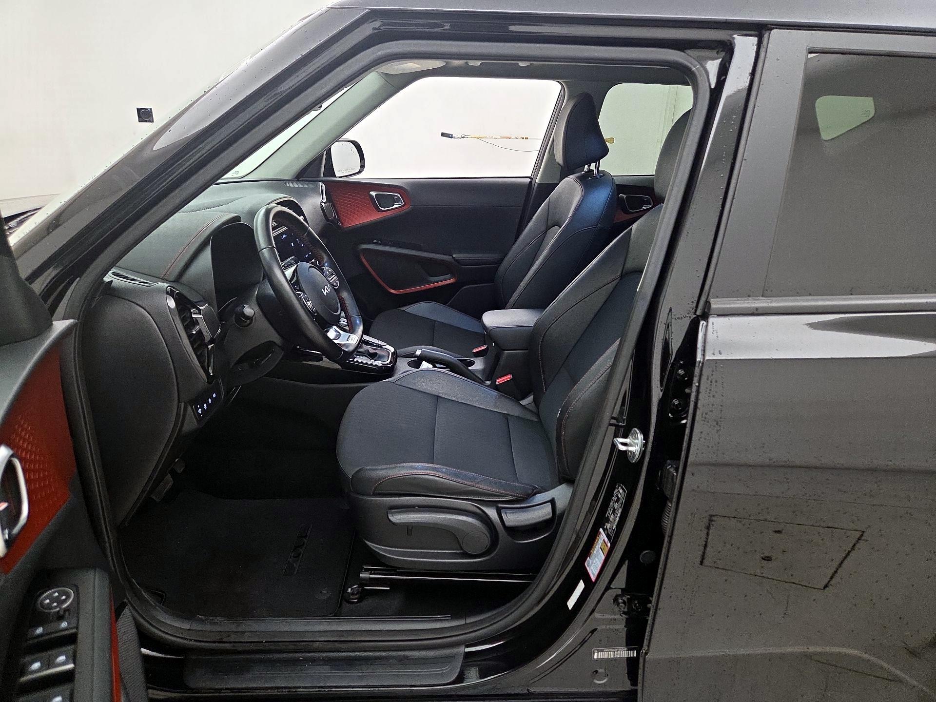 Thumbnail: 2023 Kia Soul - 11