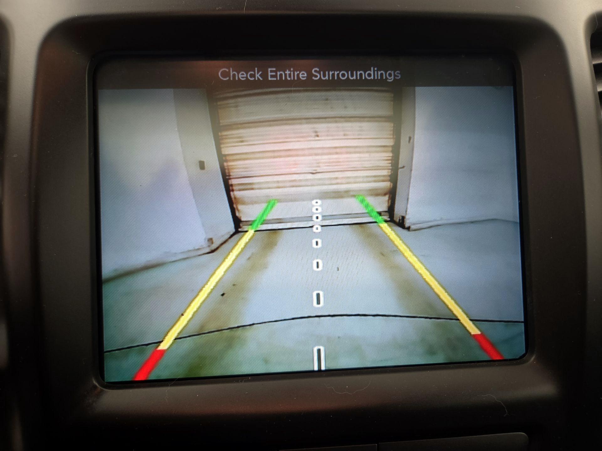 Thumbnail: 2016 Jeep Cherokee - 15