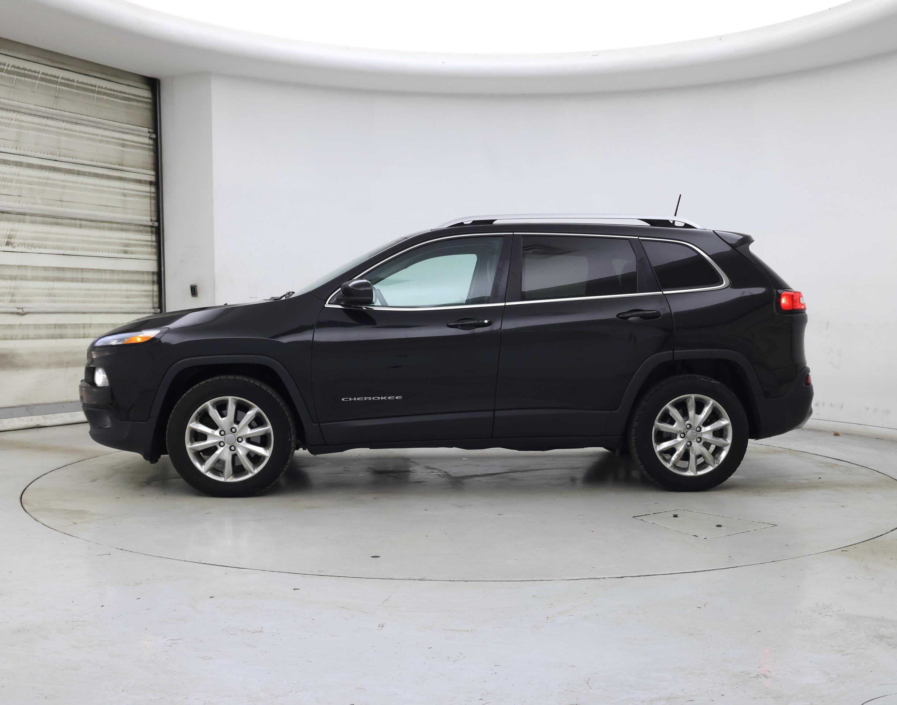 Thumbnail: 2016 Jeep Cherokee - 3