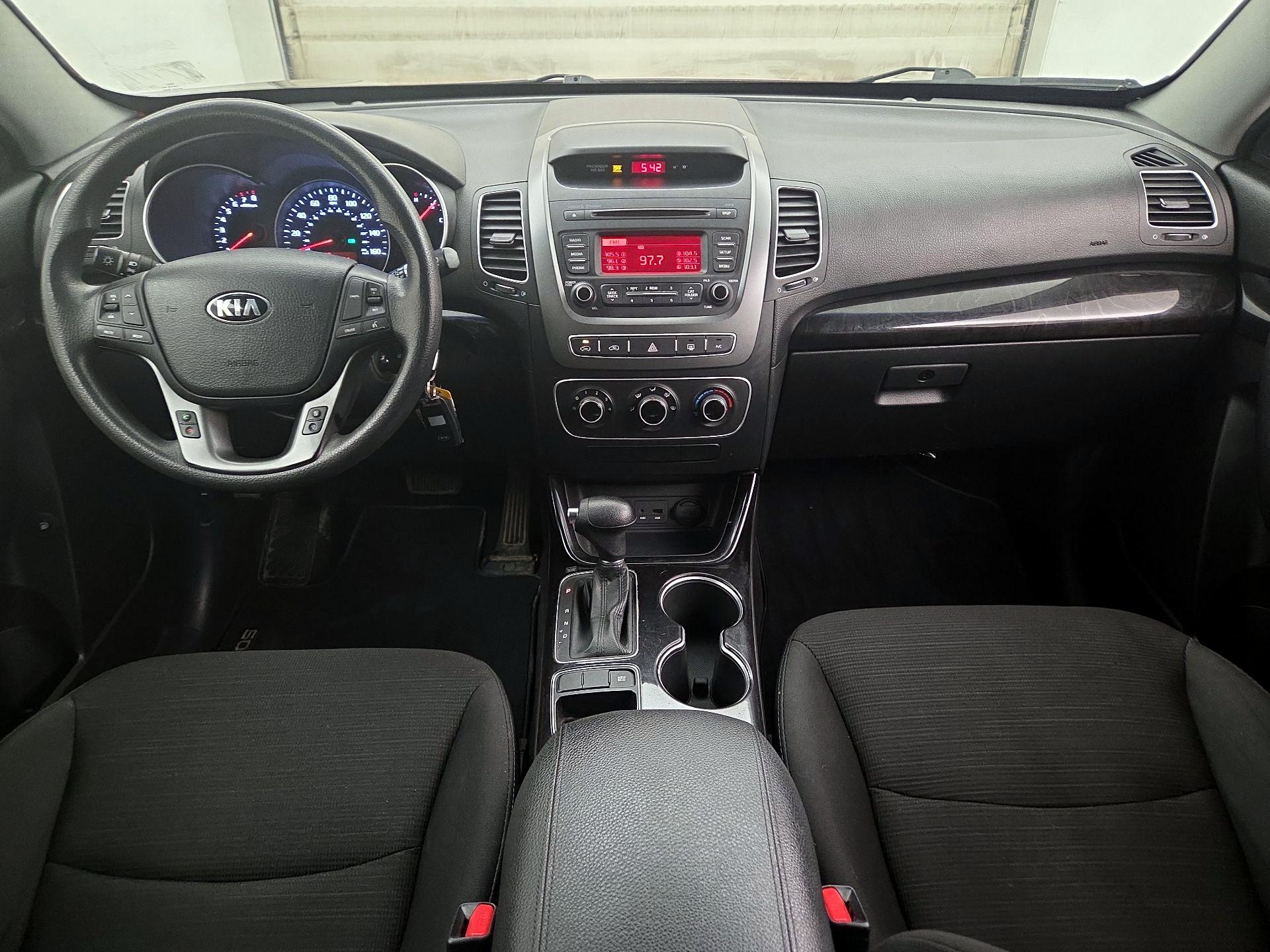 Thumbnail: 2015 Kia Sorento - 9