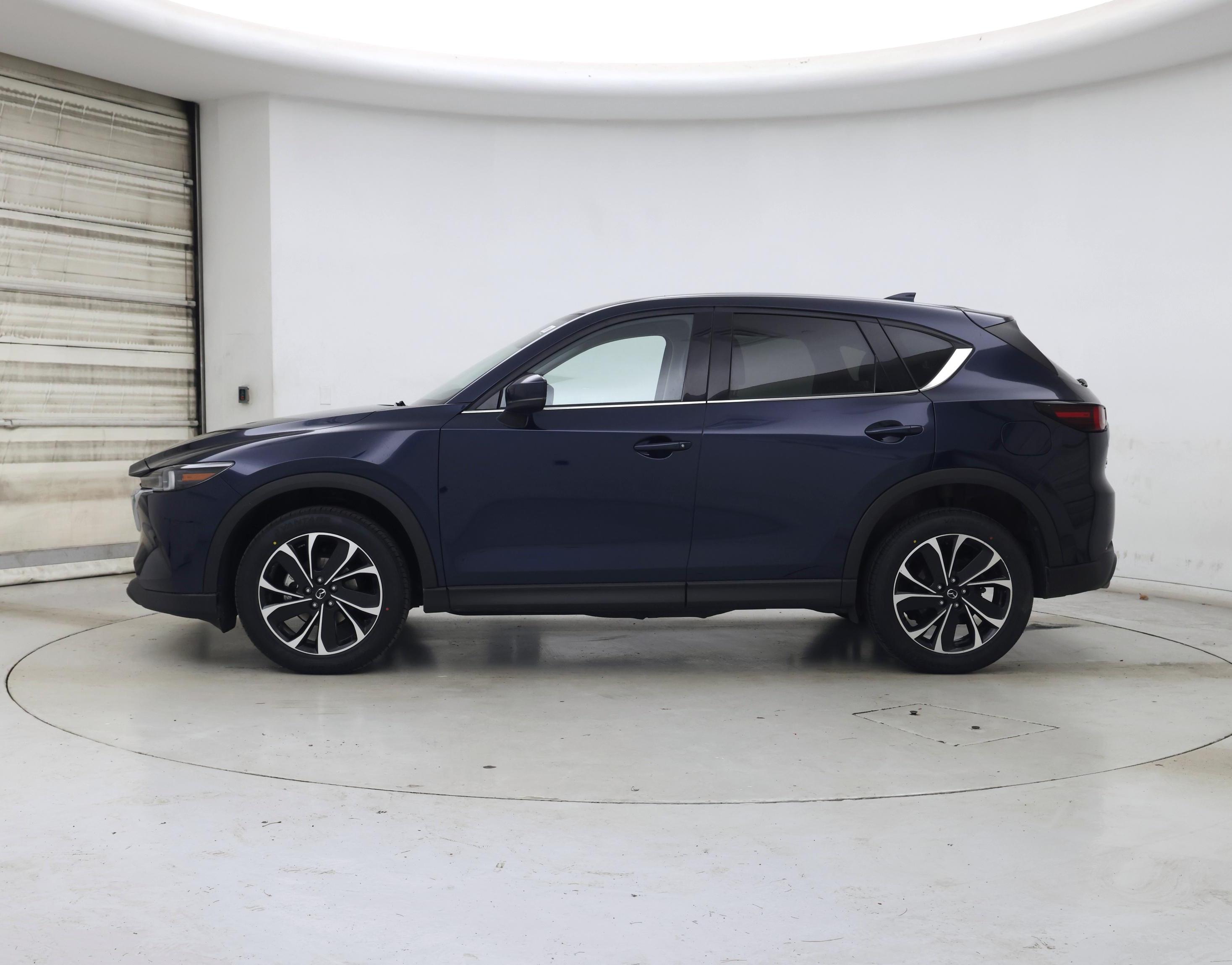Thumbnail: 2022 Mazda CX-5 - 3