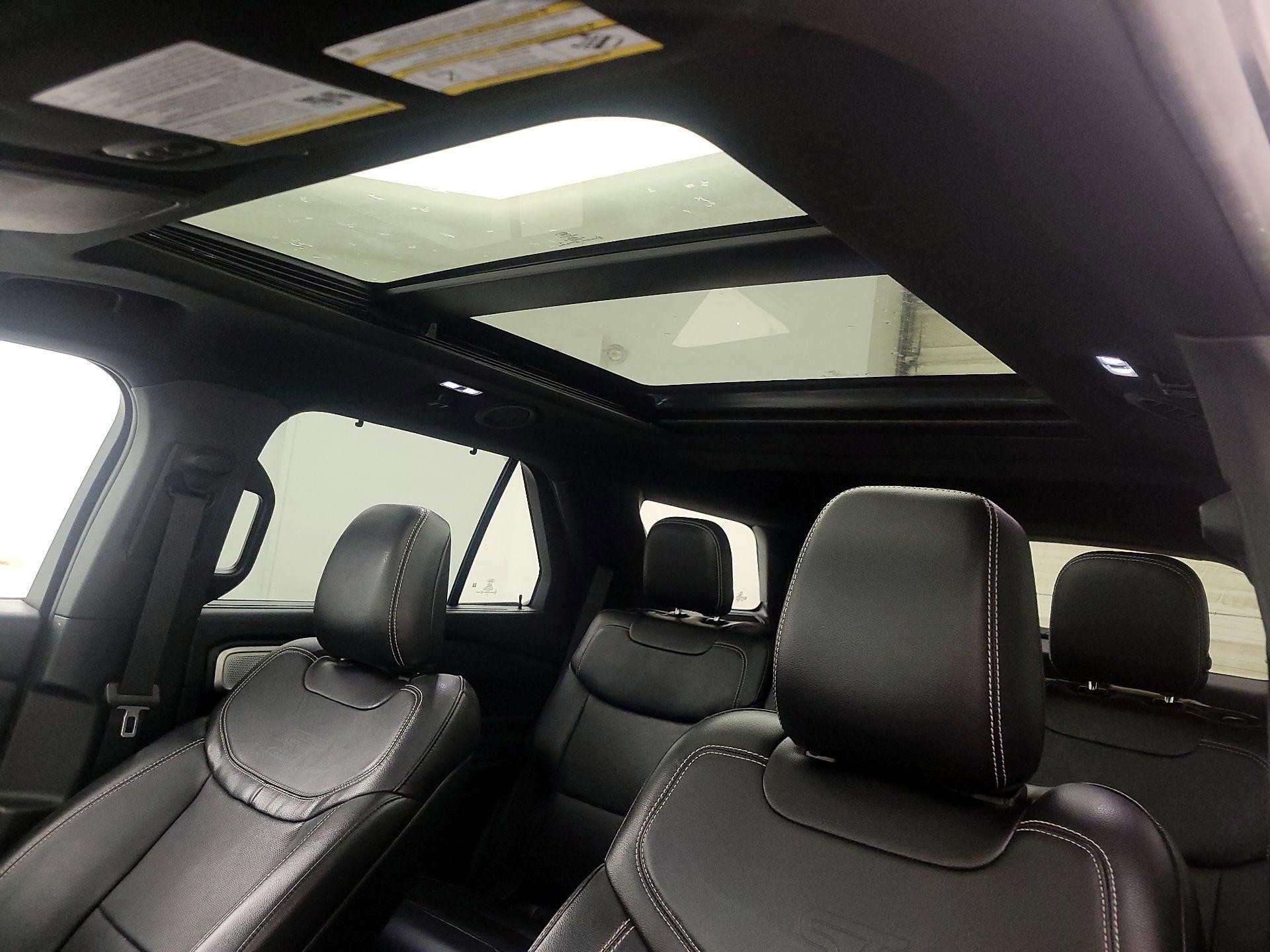 Thumbnail: 2020 Ford Explorer - 20