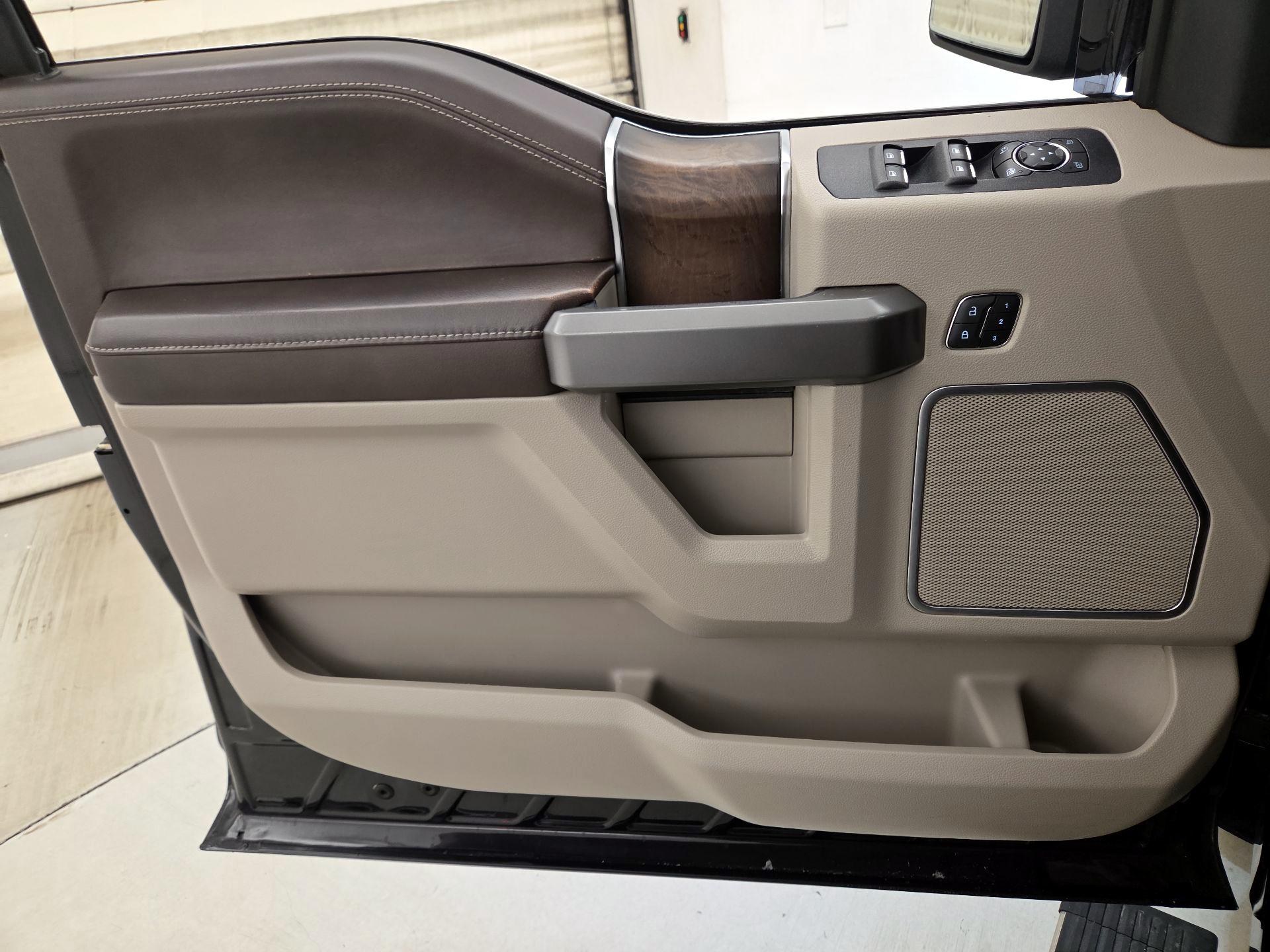 Thumbnail: 2019 Ford F-150 - 12