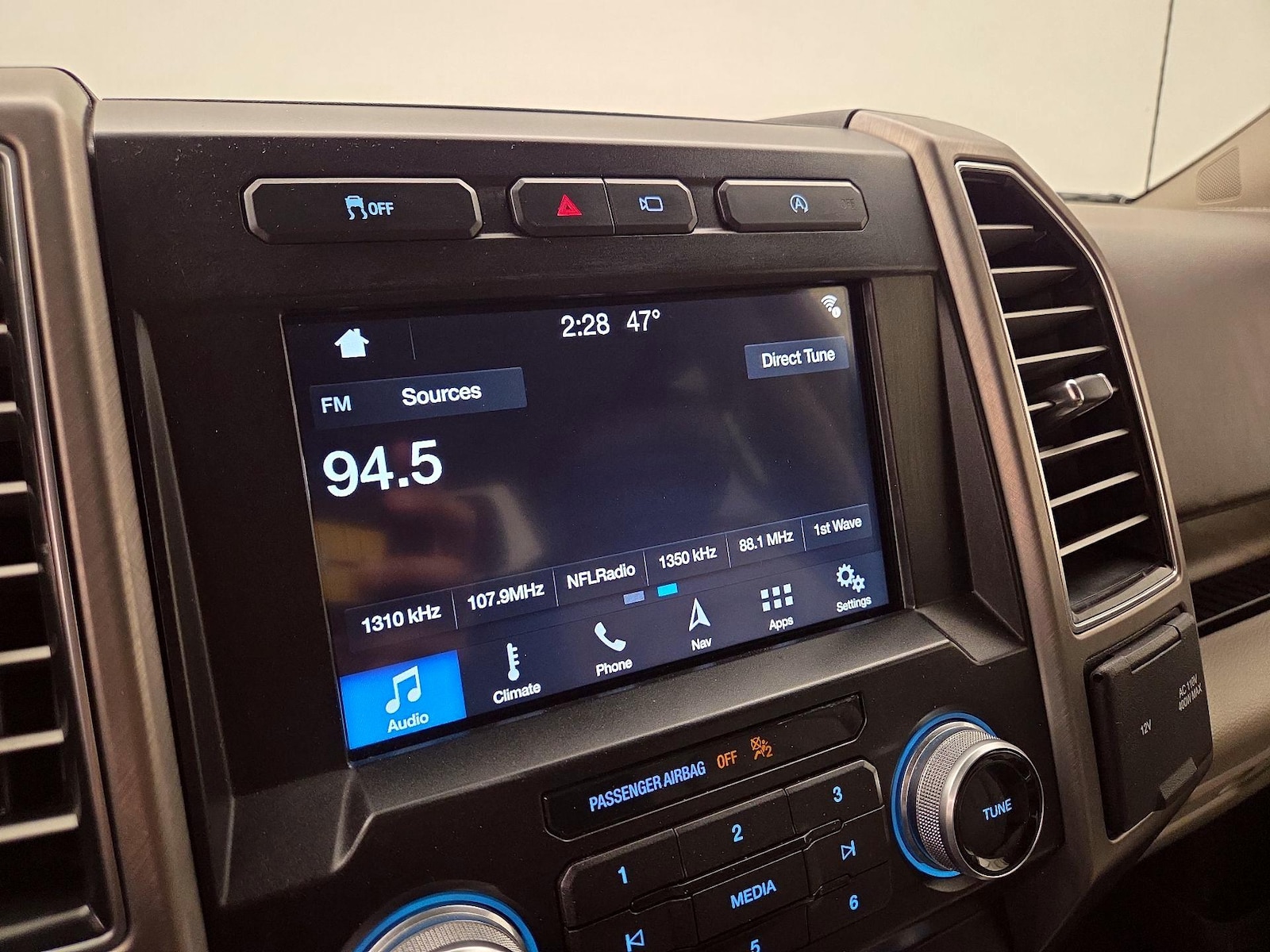 2019 Ford F-150 Limited - Photo 17