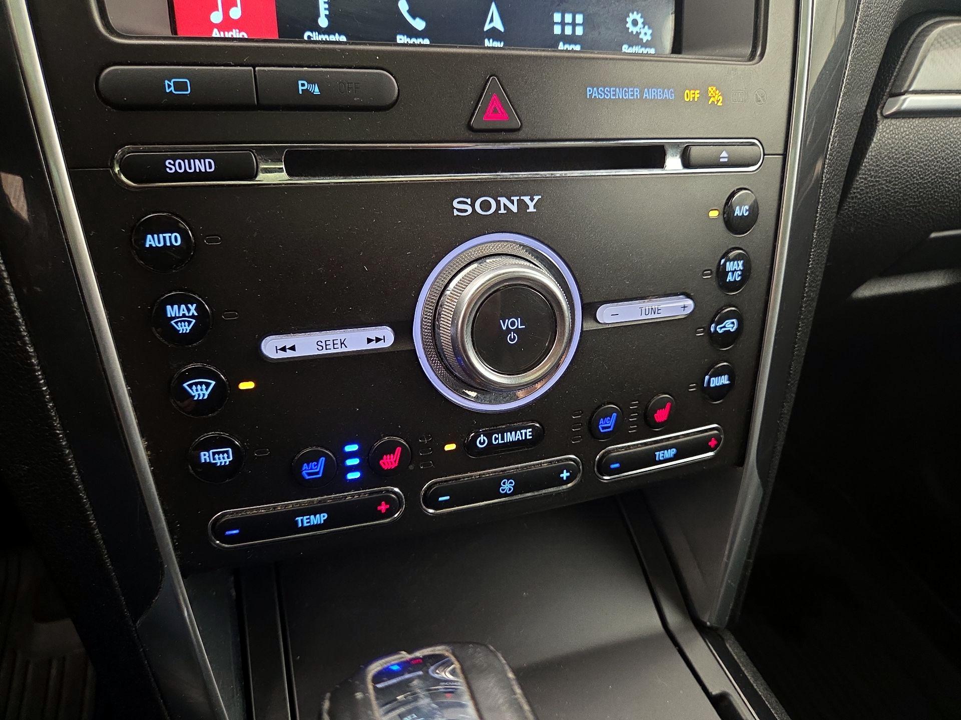 Thumbnail: 2018 Ford Explorer - 17