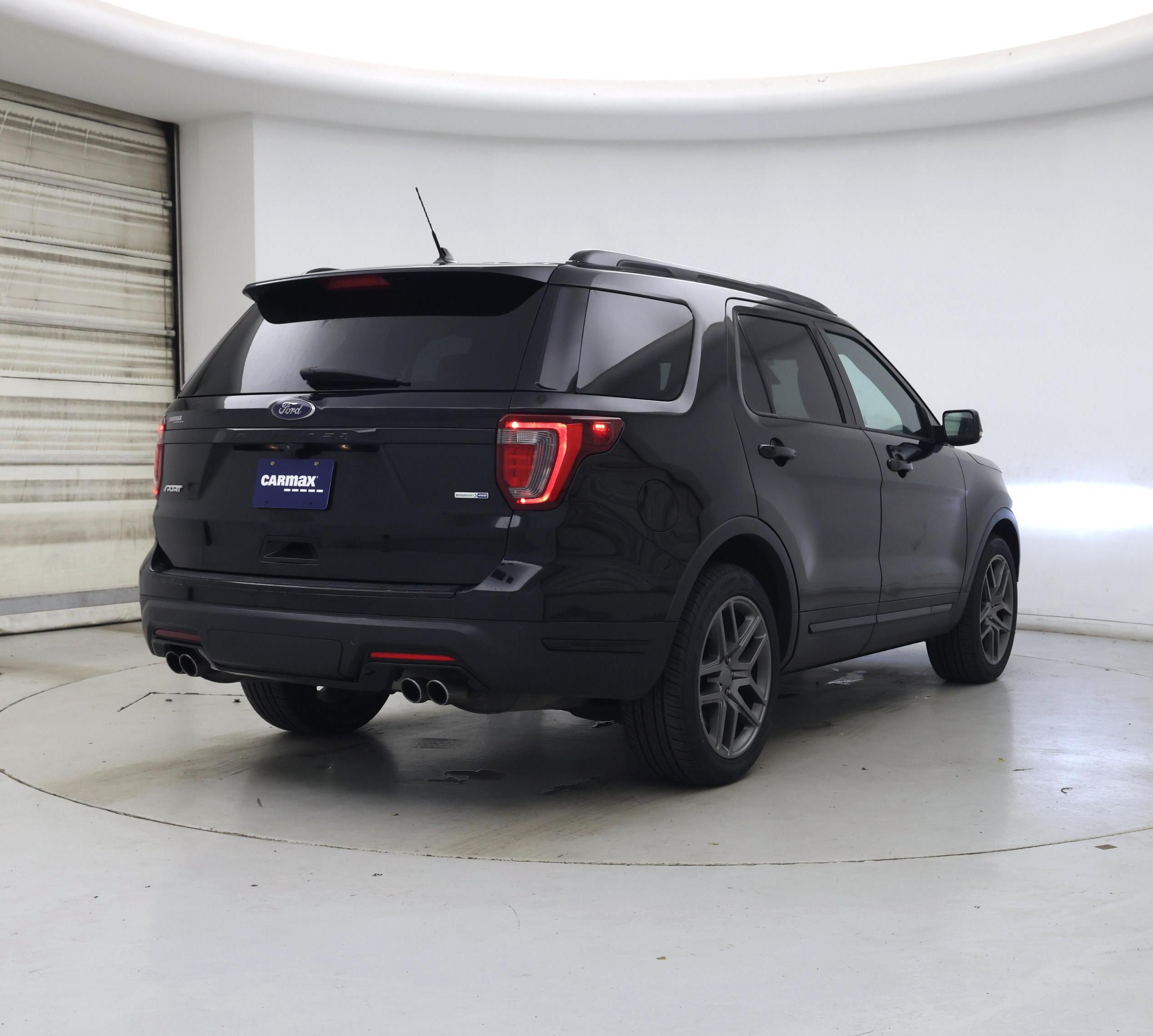 Thumbnail: 2018 Ford Explorer - 8