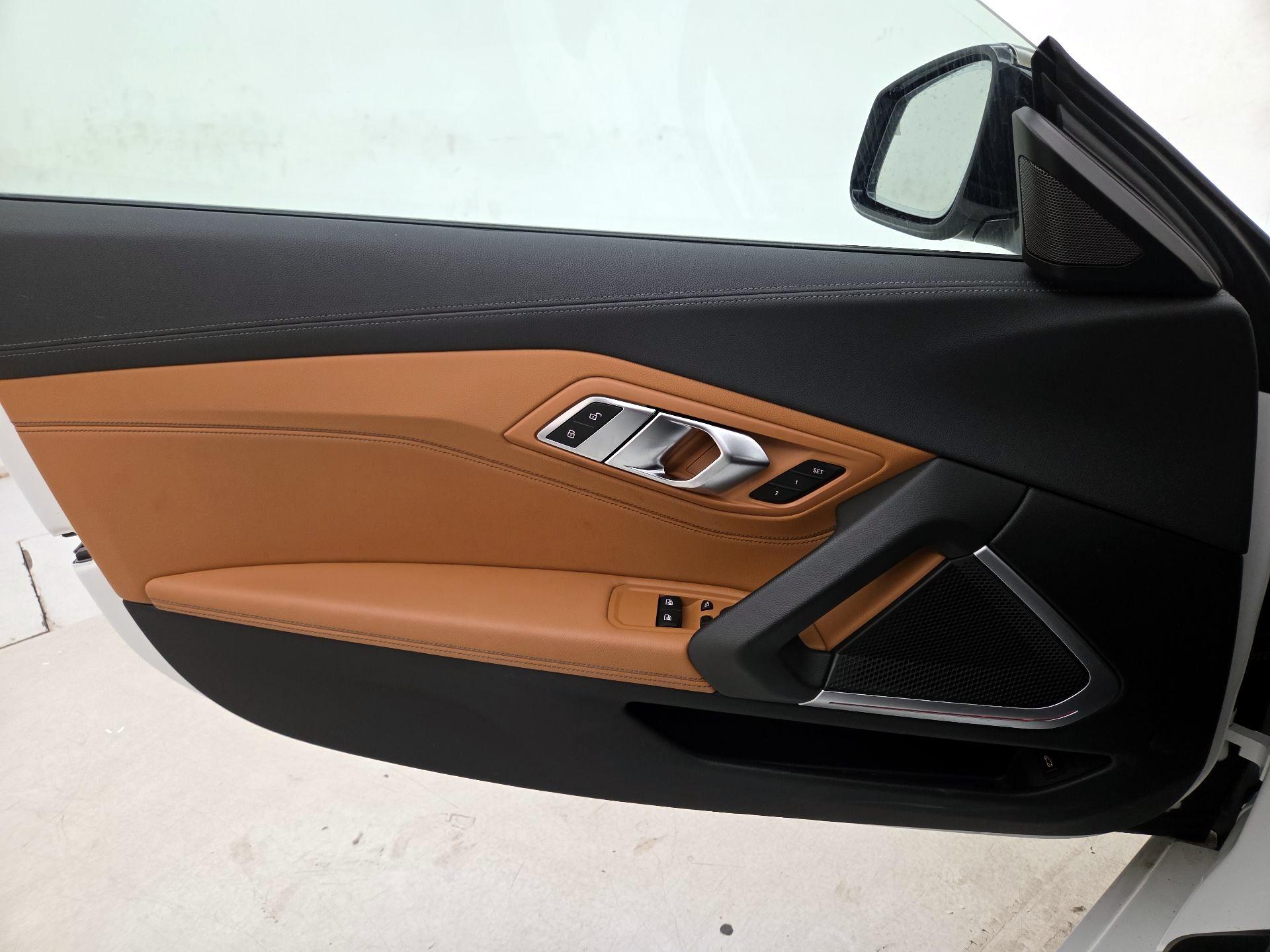 Thumbnail: 2020 BMW Z4 - 12