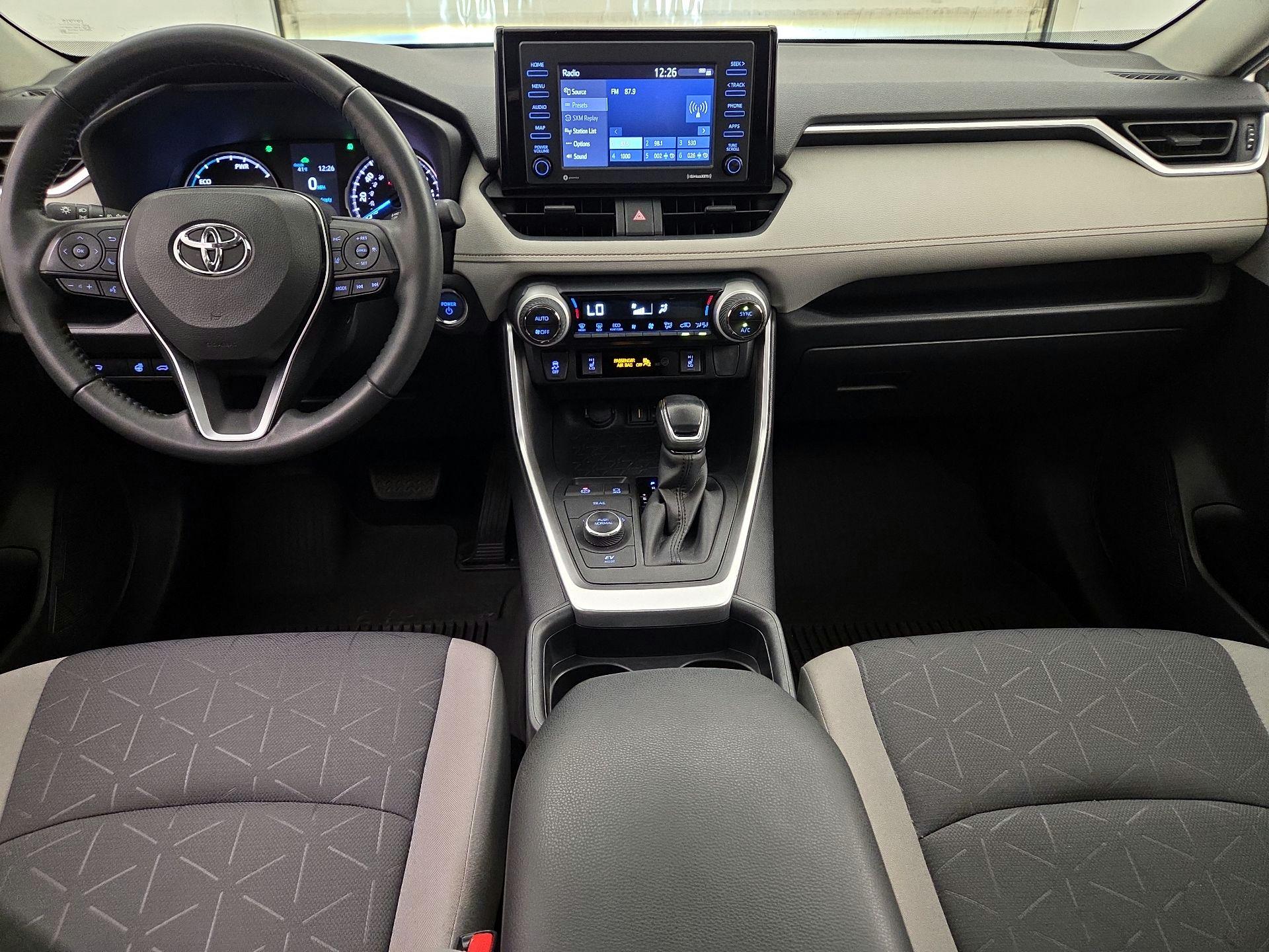 Thumbnail: 2021 Toyota RAV4 - 9