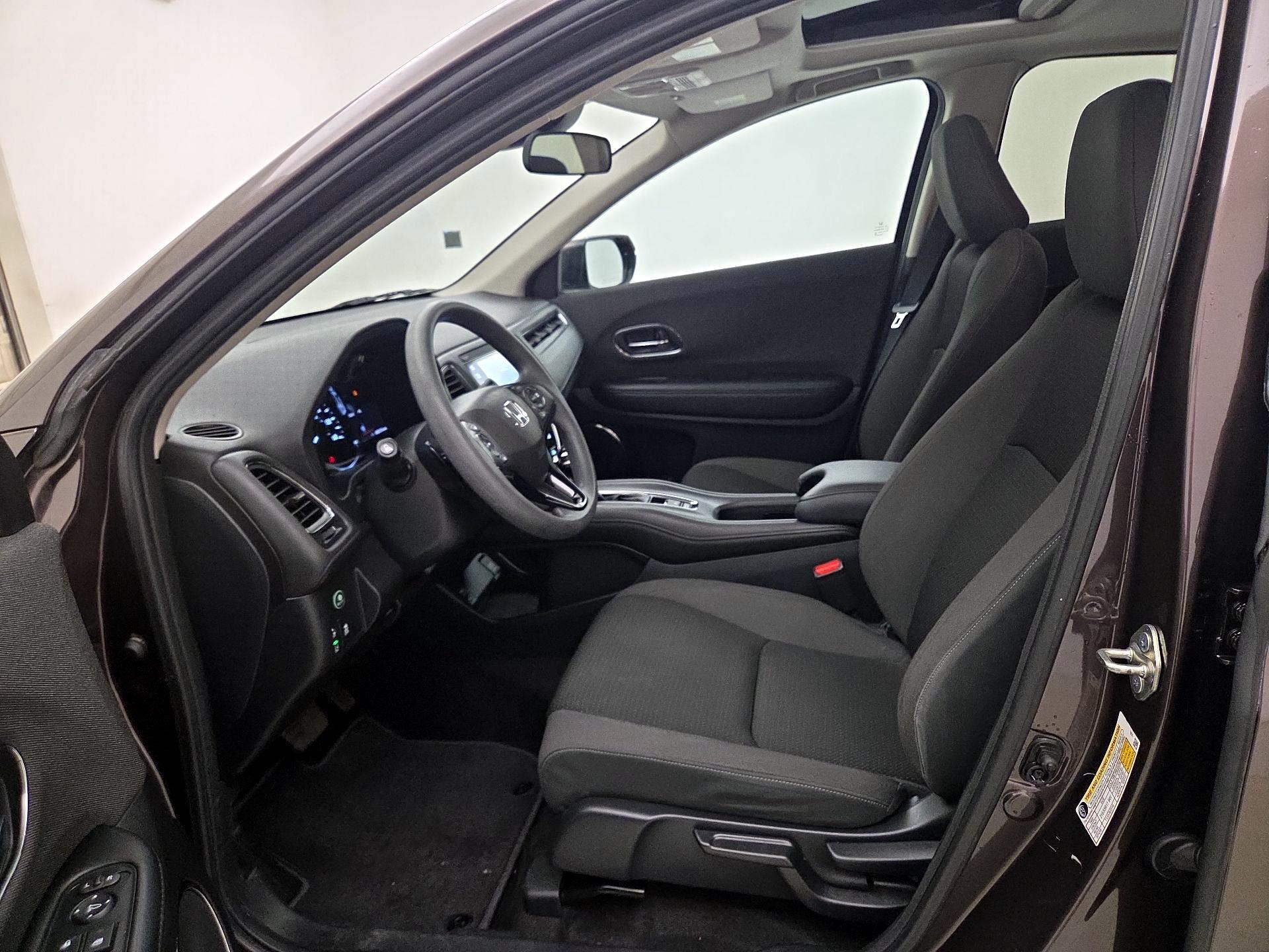 Thumbnail: 2019 Honda HR-V - 11