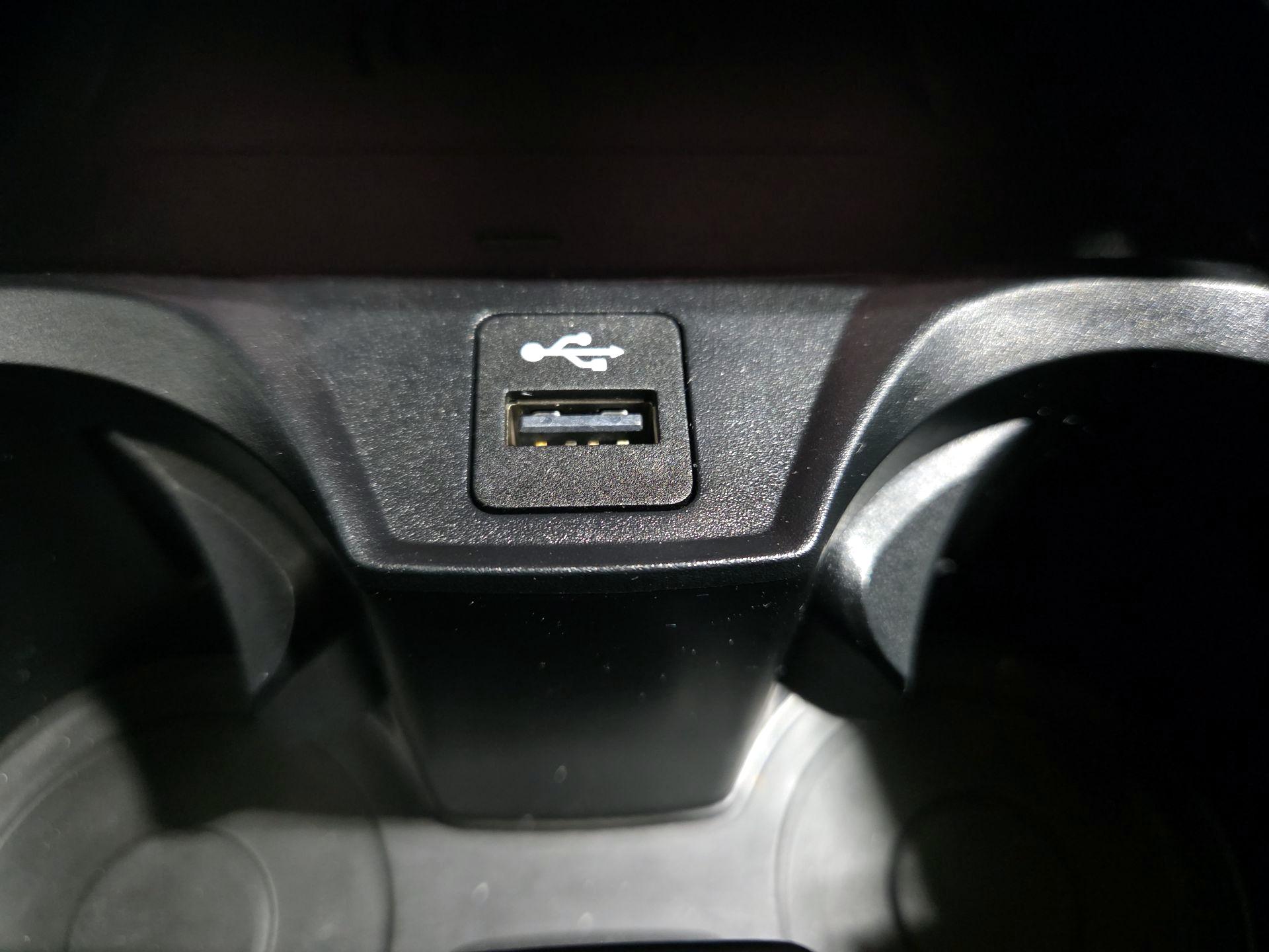 Thumbnail: 2025 BMW 4 Series - 19