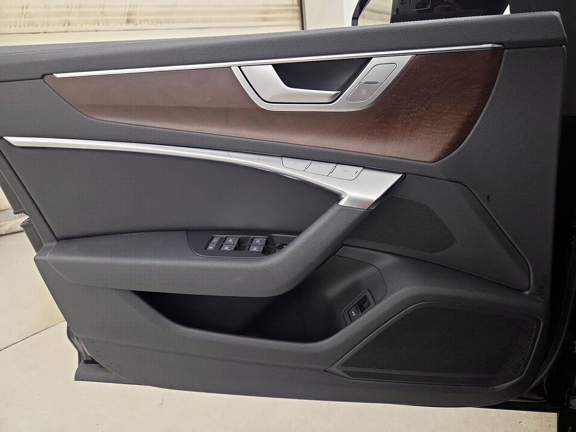 Thumbnail: 2020 Audi A6 - 12