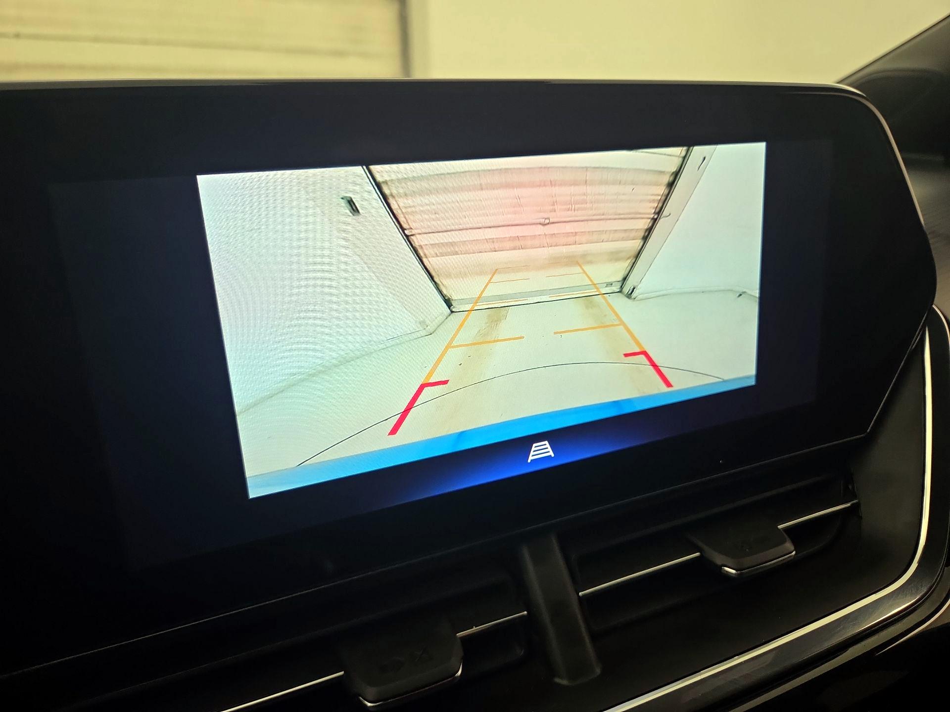 Thumbnail: 2025 Chevrolet Trax - 14