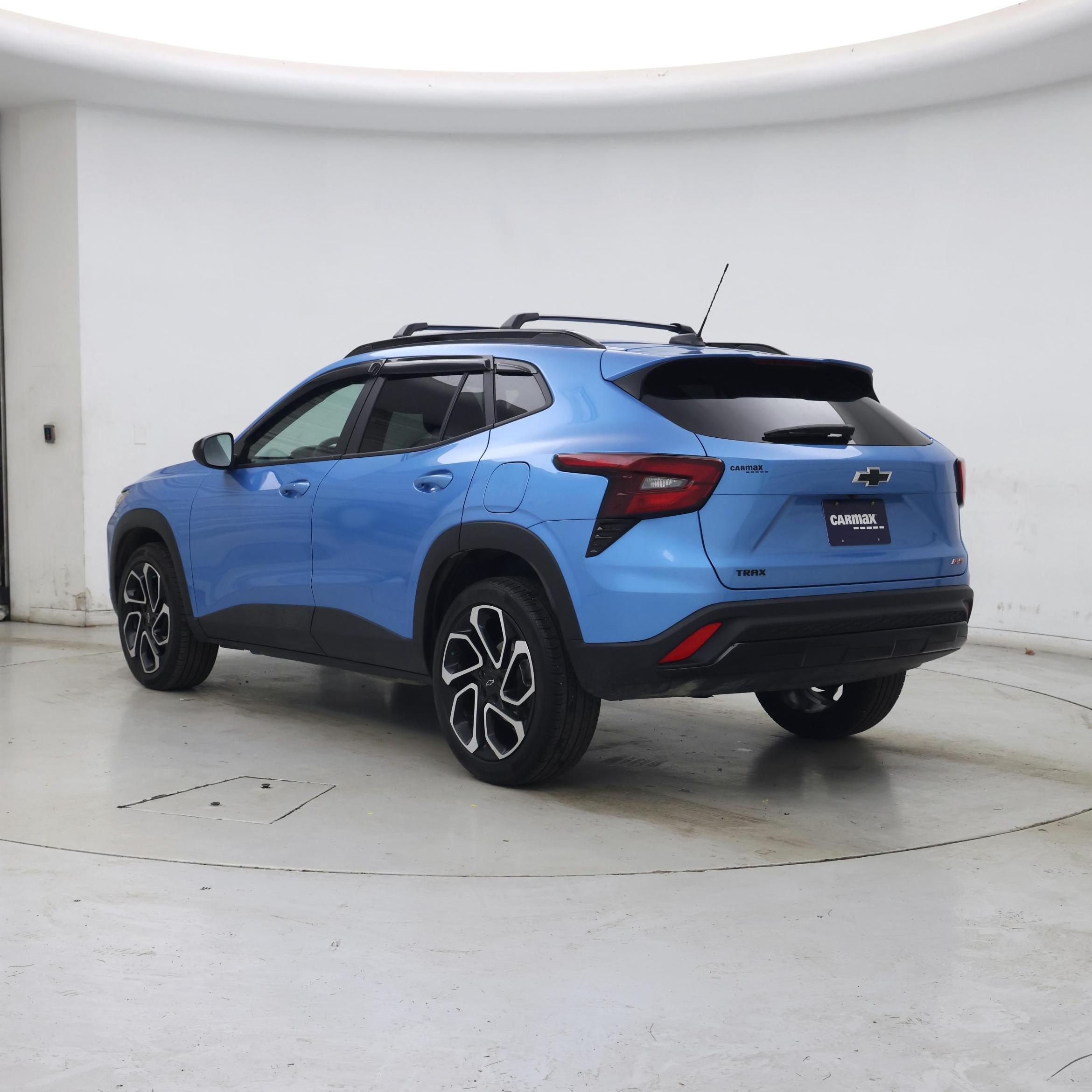 Thumbnail: 2025 Chevrolet Trax - 2