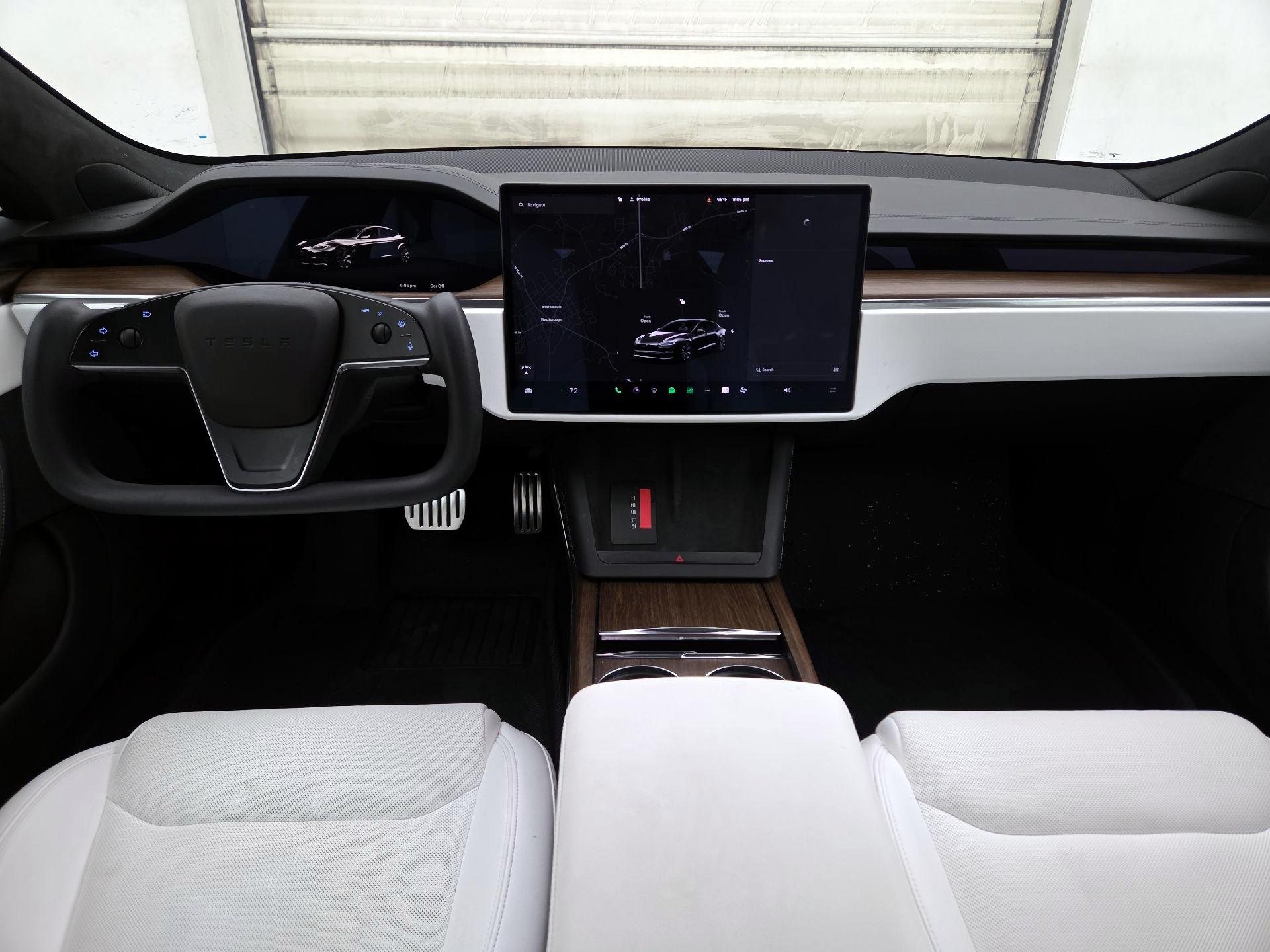Thumbnail: 2022 Tesla Model S - 9