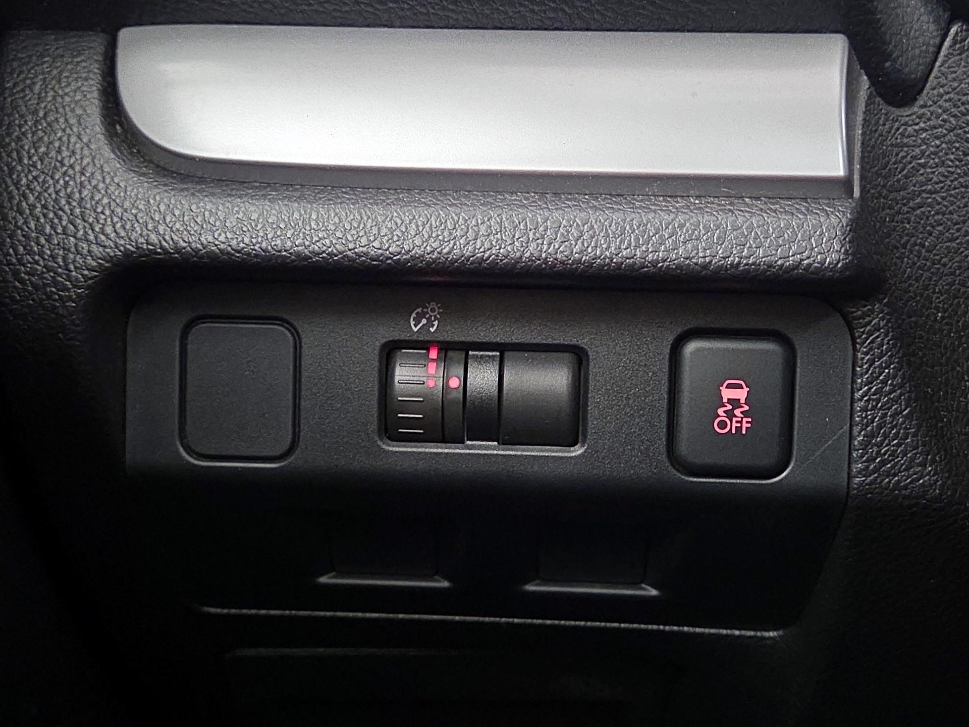 Thumbnail: 2015 Subaru Forester - 13