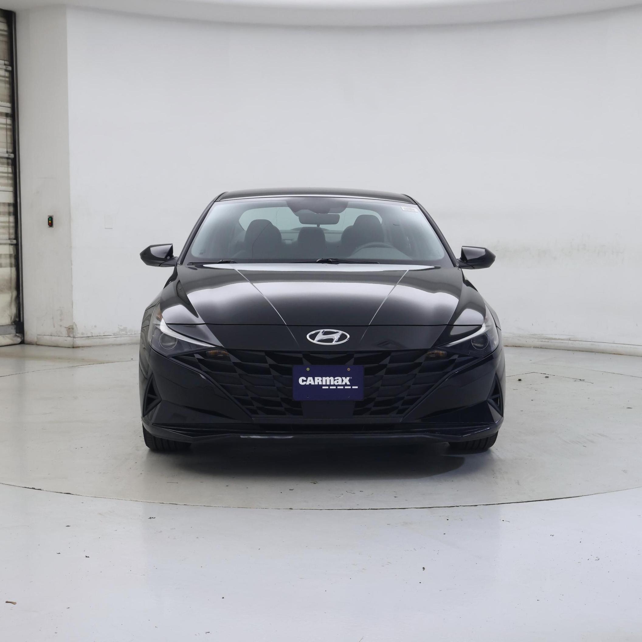 Thumbnail: 2023 Hyundai Elantra - 5