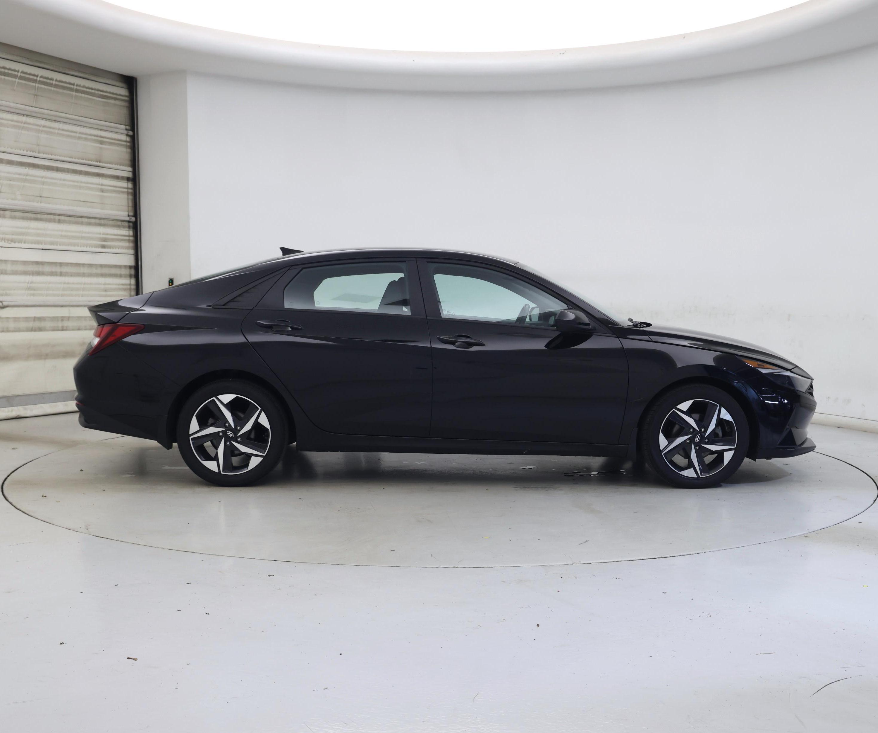 Thumbnail: 2023 Hyundai Elantra - 7