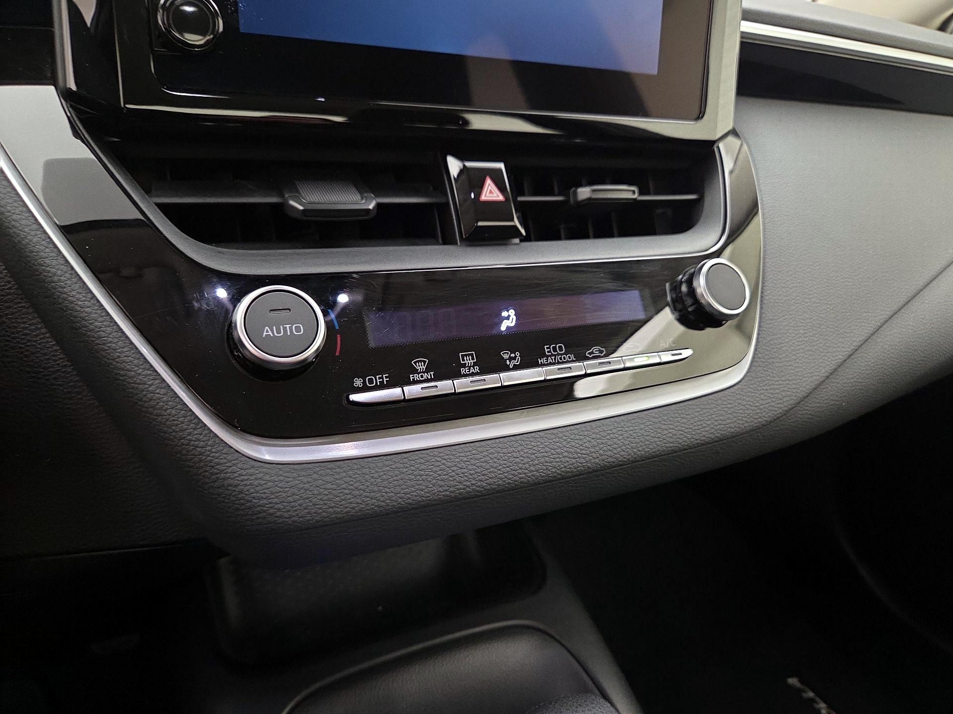 Thumbnail: 2023 Toyota Corolla - 16