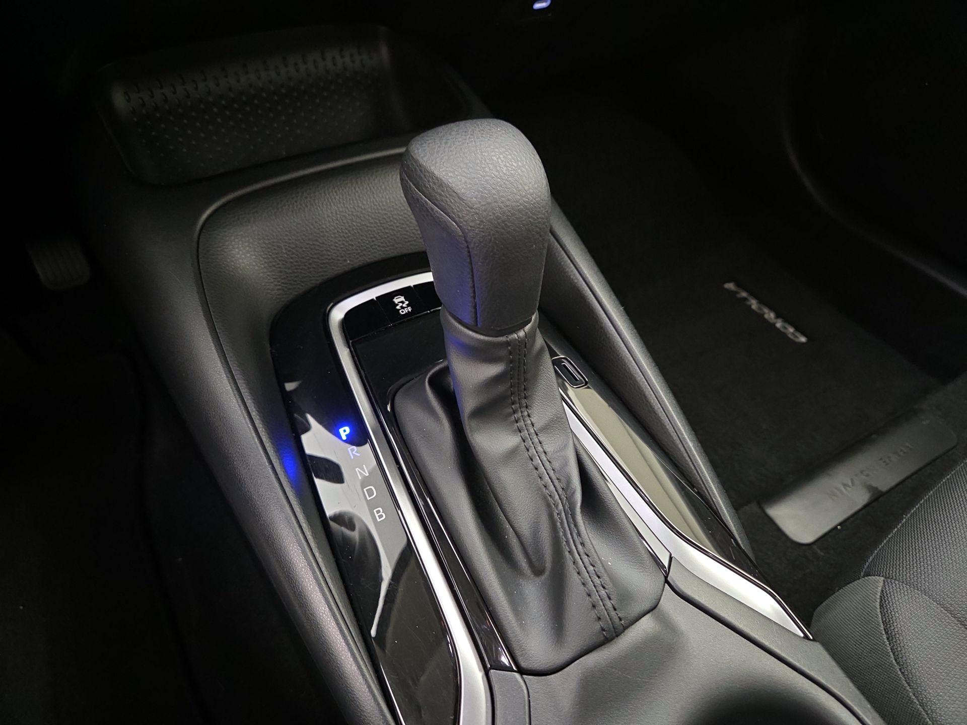 Thumbnail: 2023 Toyota Corolla - 17