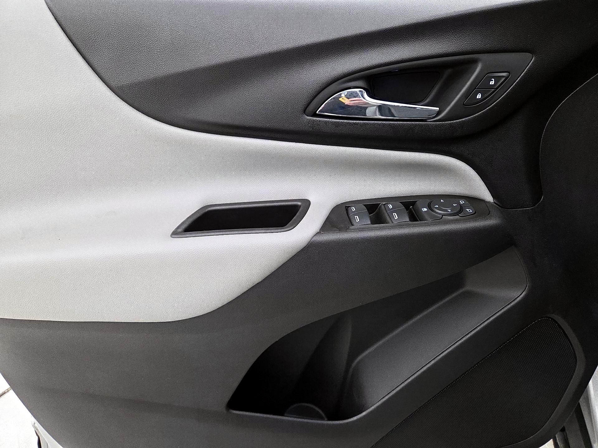 Thumbnail: 2020 Chevrolet Equinox - 12
