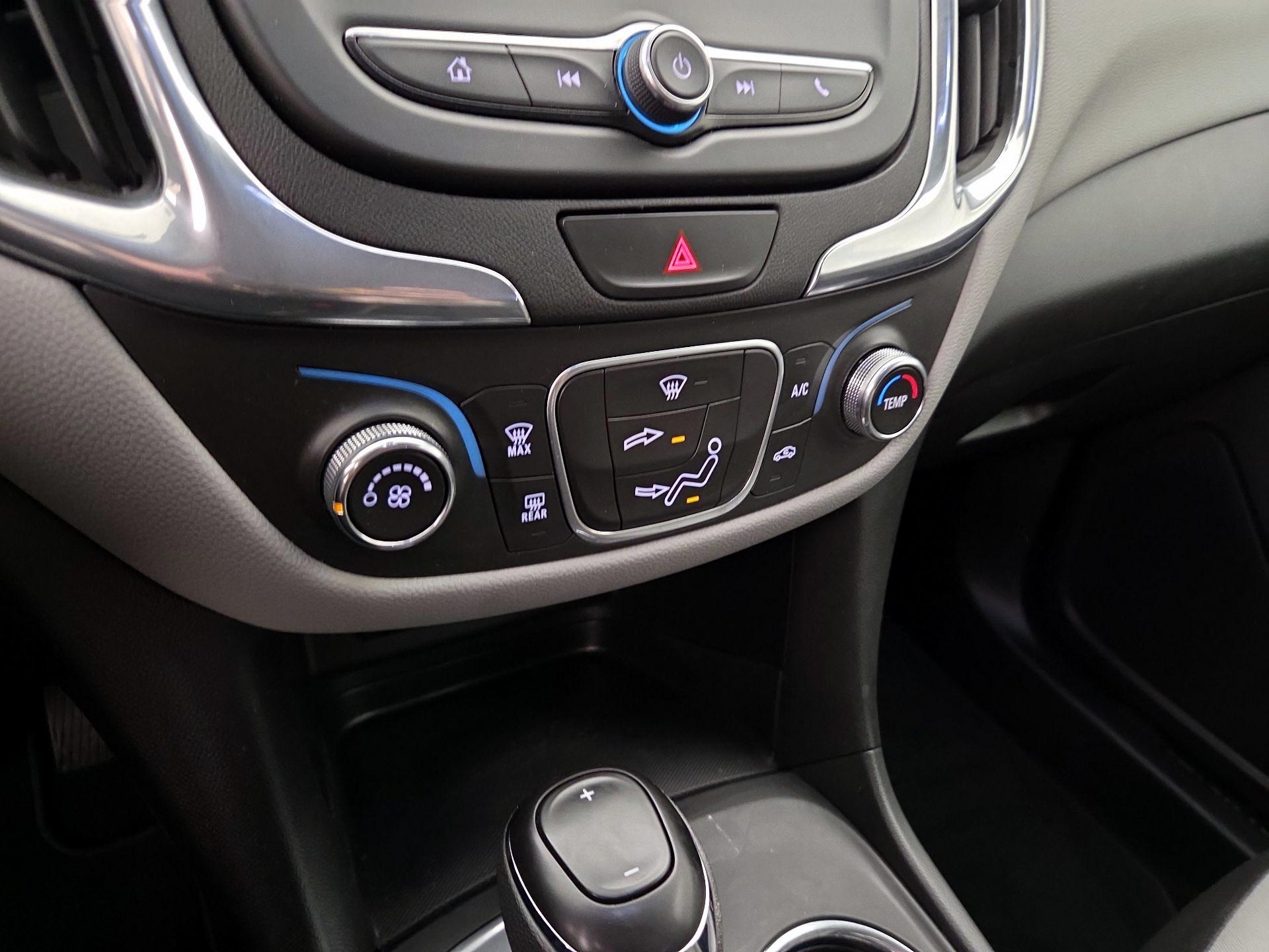 Thumbnail: 2020 Chevrolet Equinox - 16