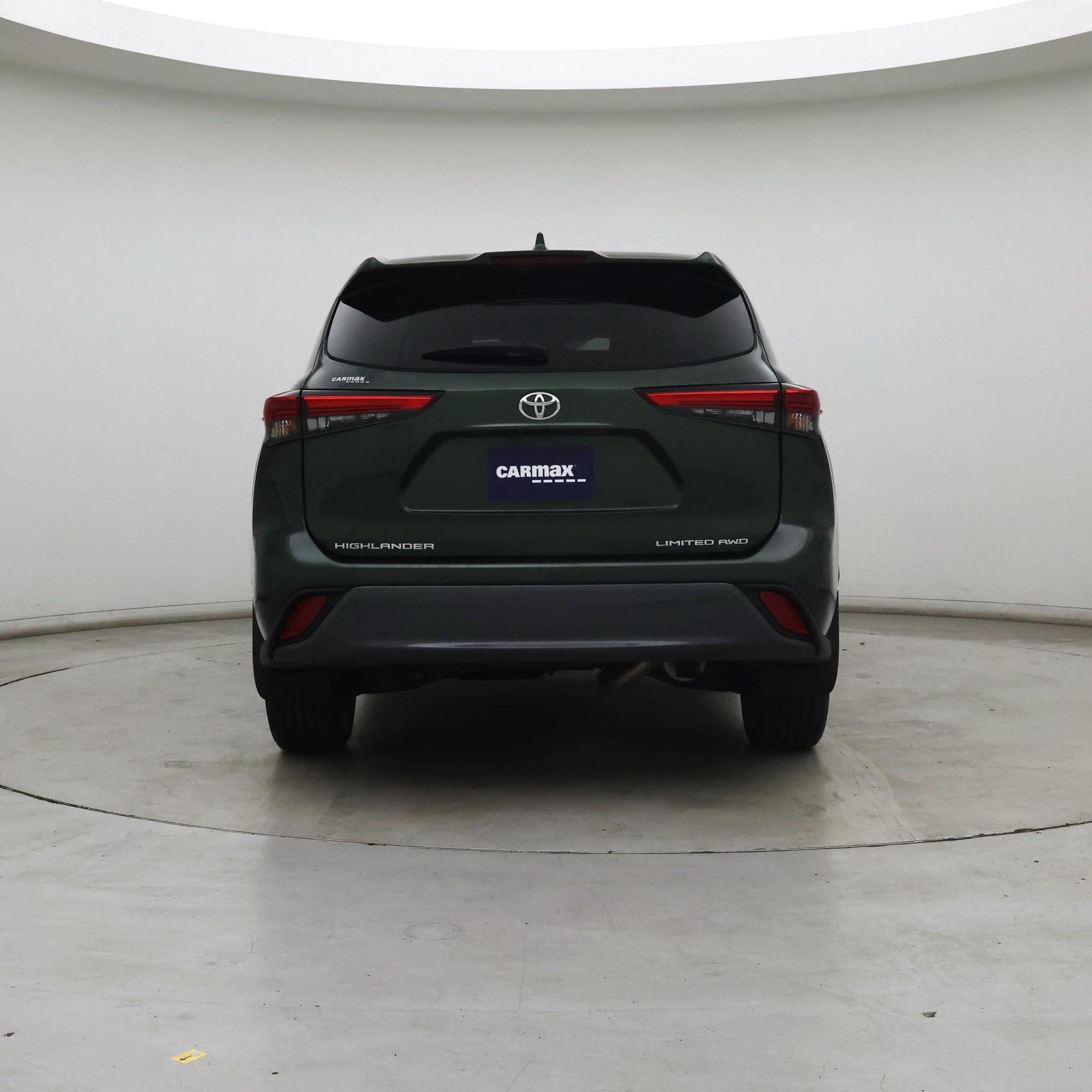 Thumbnail: 2023 Toyota Highlander - 6