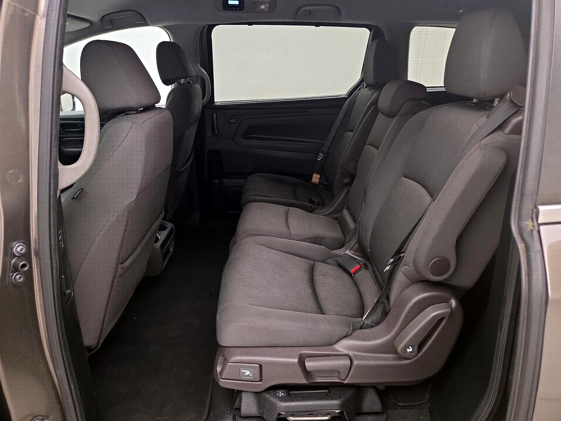 Thumbnail: 2020 Honda Odyssey - 19