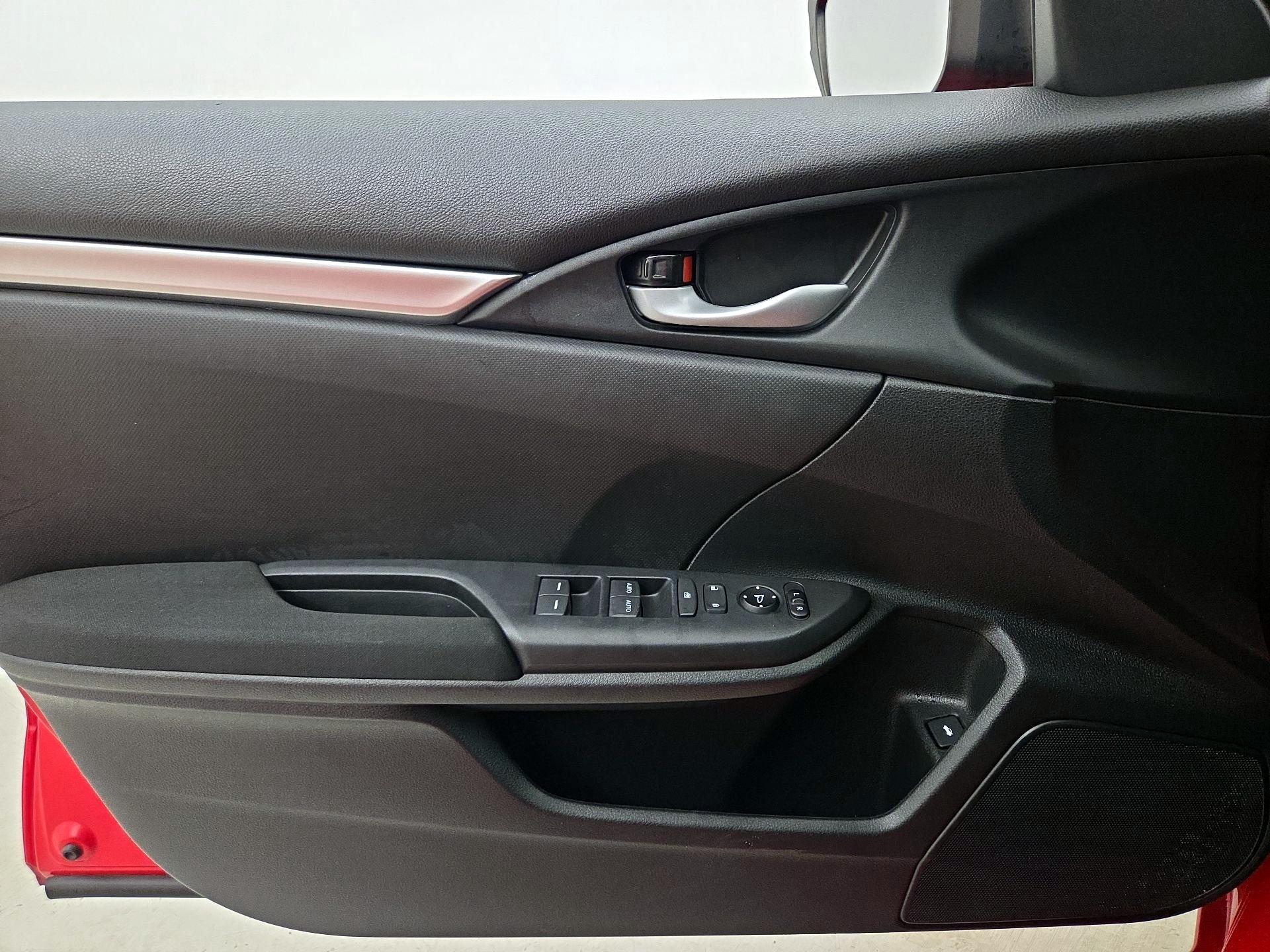 Thumbnail: 2018 Honda Civic - 12