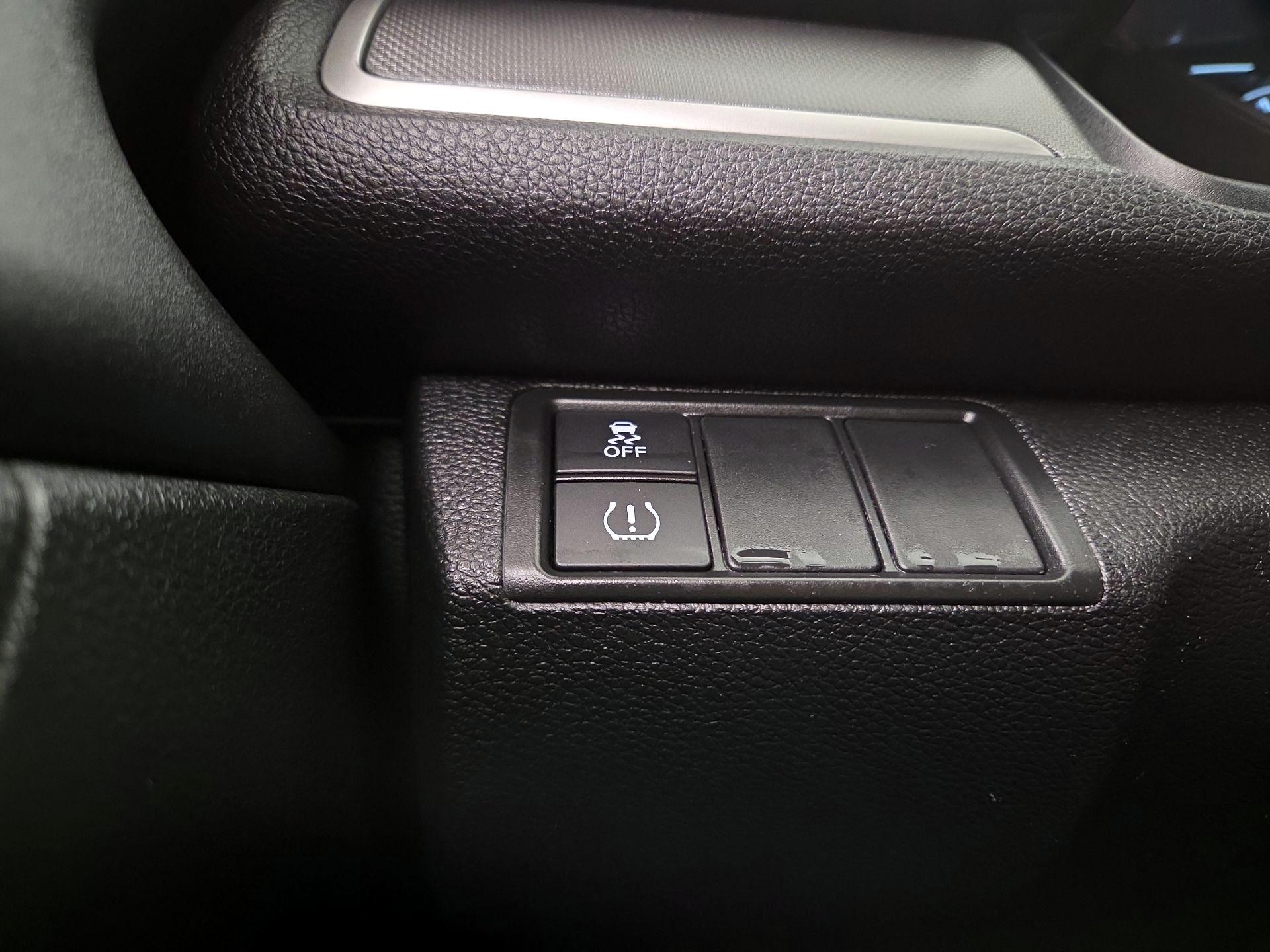 Thumbnail: 2018 Honda Civic - 13