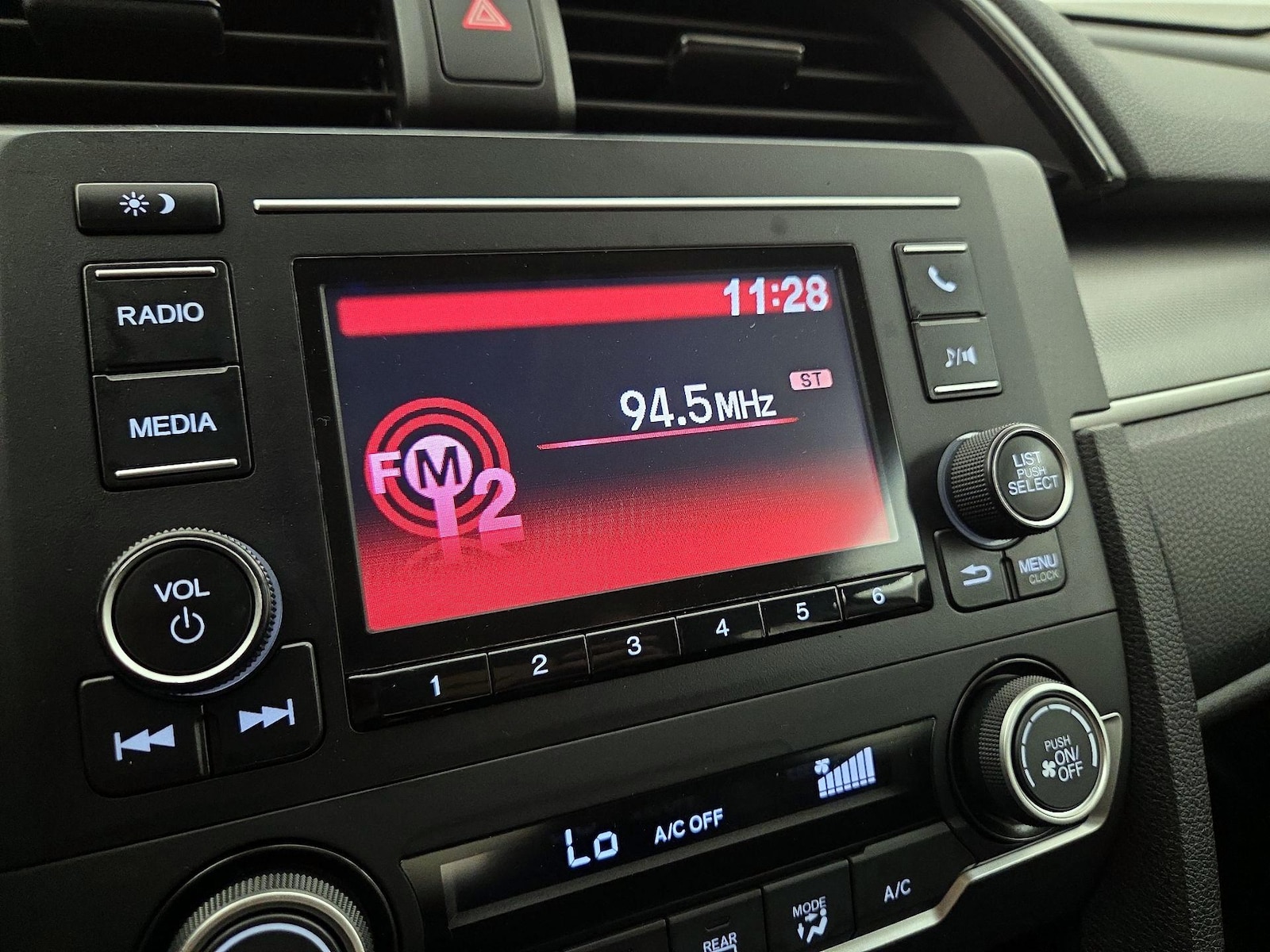 2018 Honda Civic LX - Photo 16