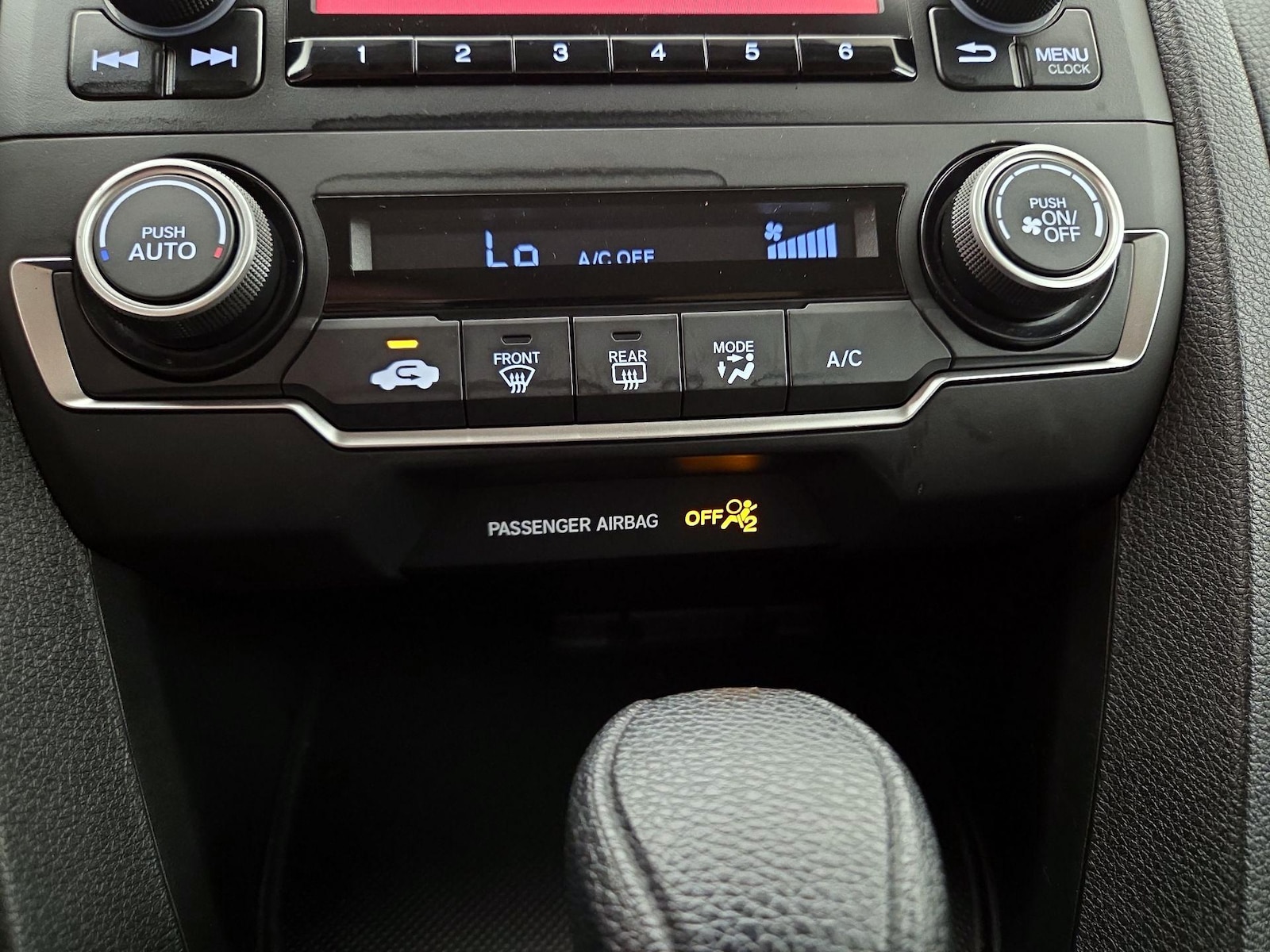 2018 Honda Civic LX - Photo 17